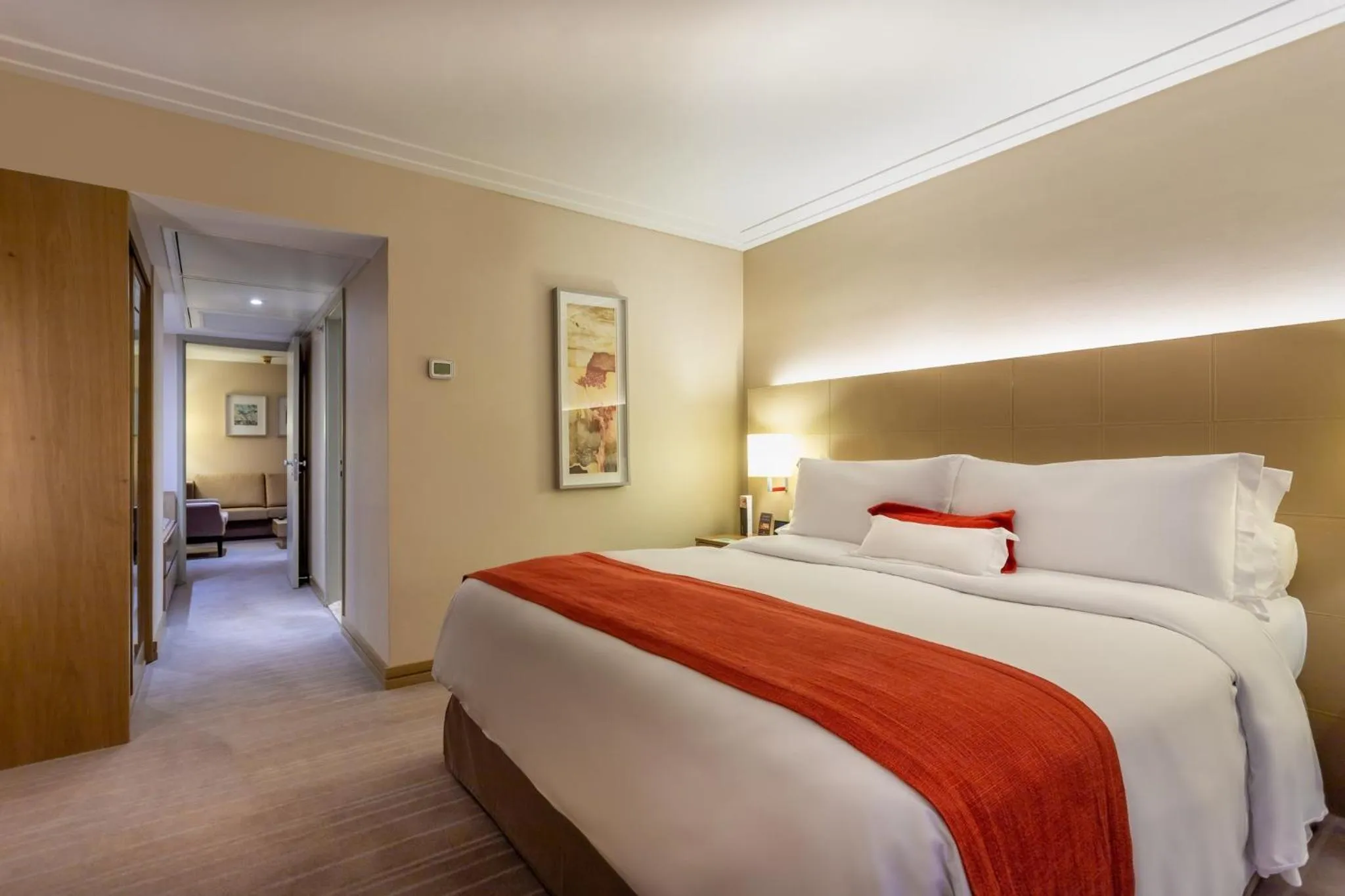 Photo of the whole room, Bed in InterContinental São Paulo by IHG