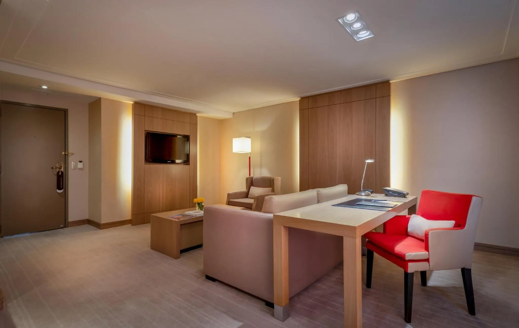 Photo of the whole room in InterContinental São Paulo by IHG