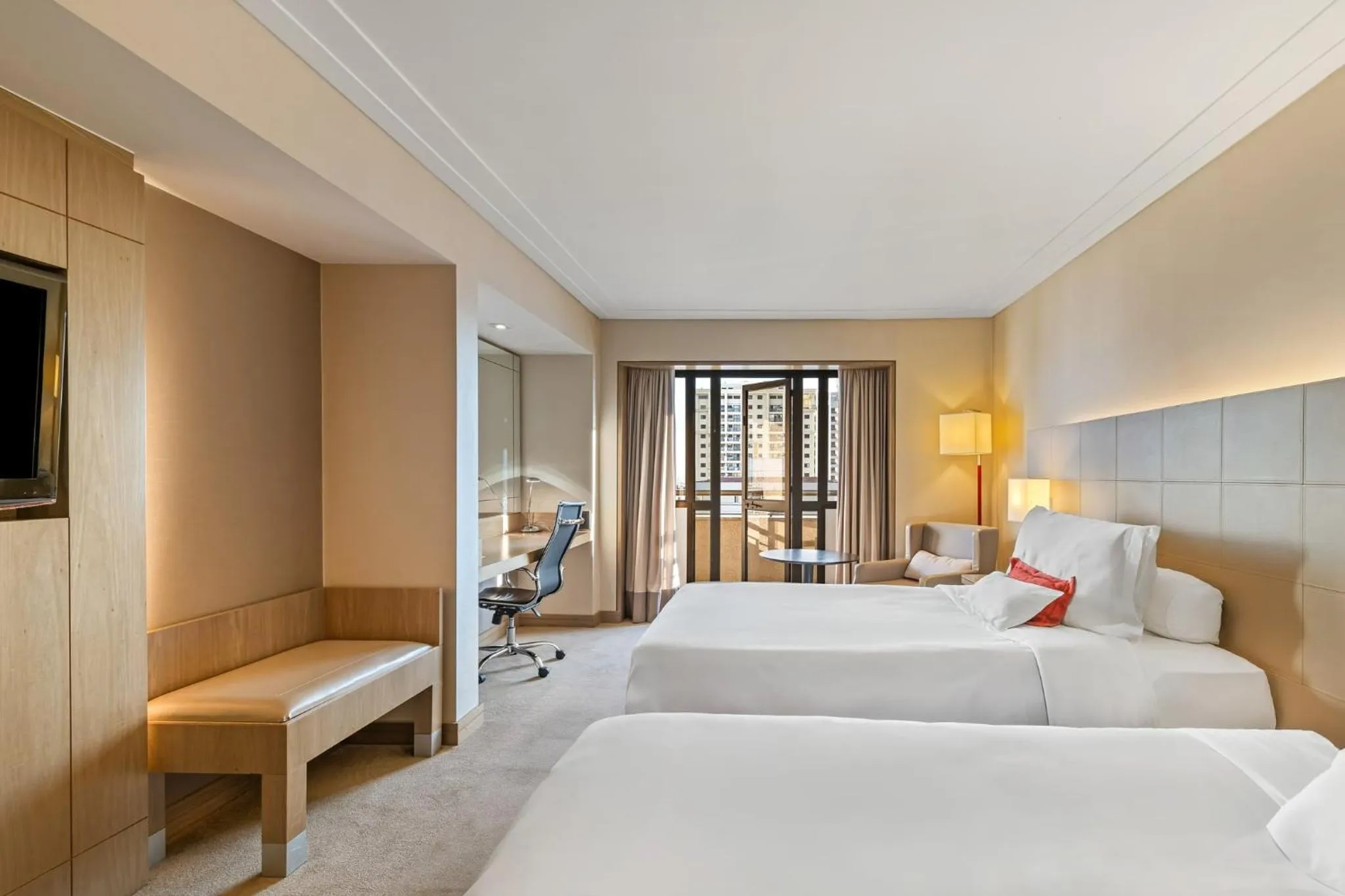Photo of the whole room, Bed in InterContinental São Paulo by IHG