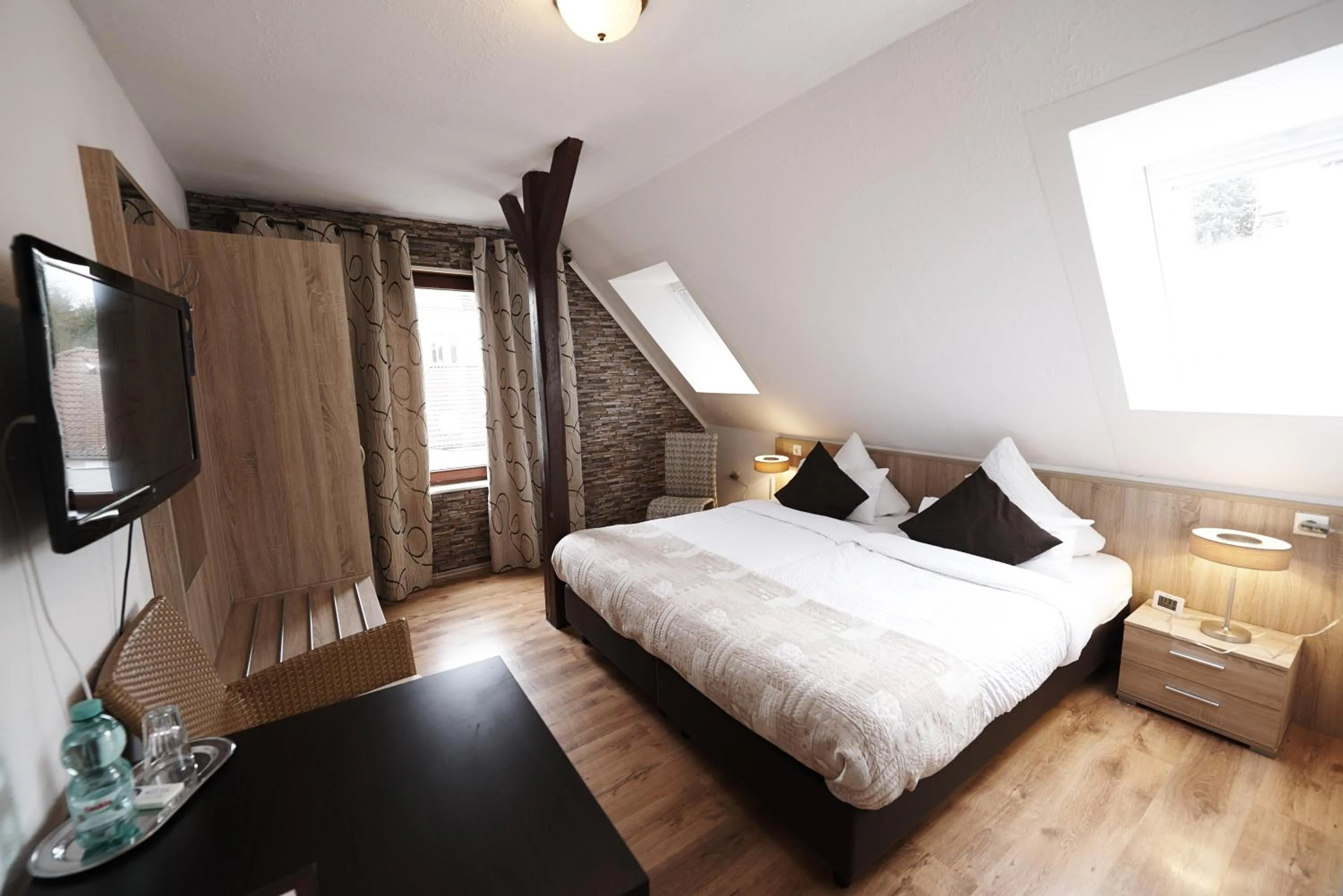 Bed in Hotel Wurster Kroog