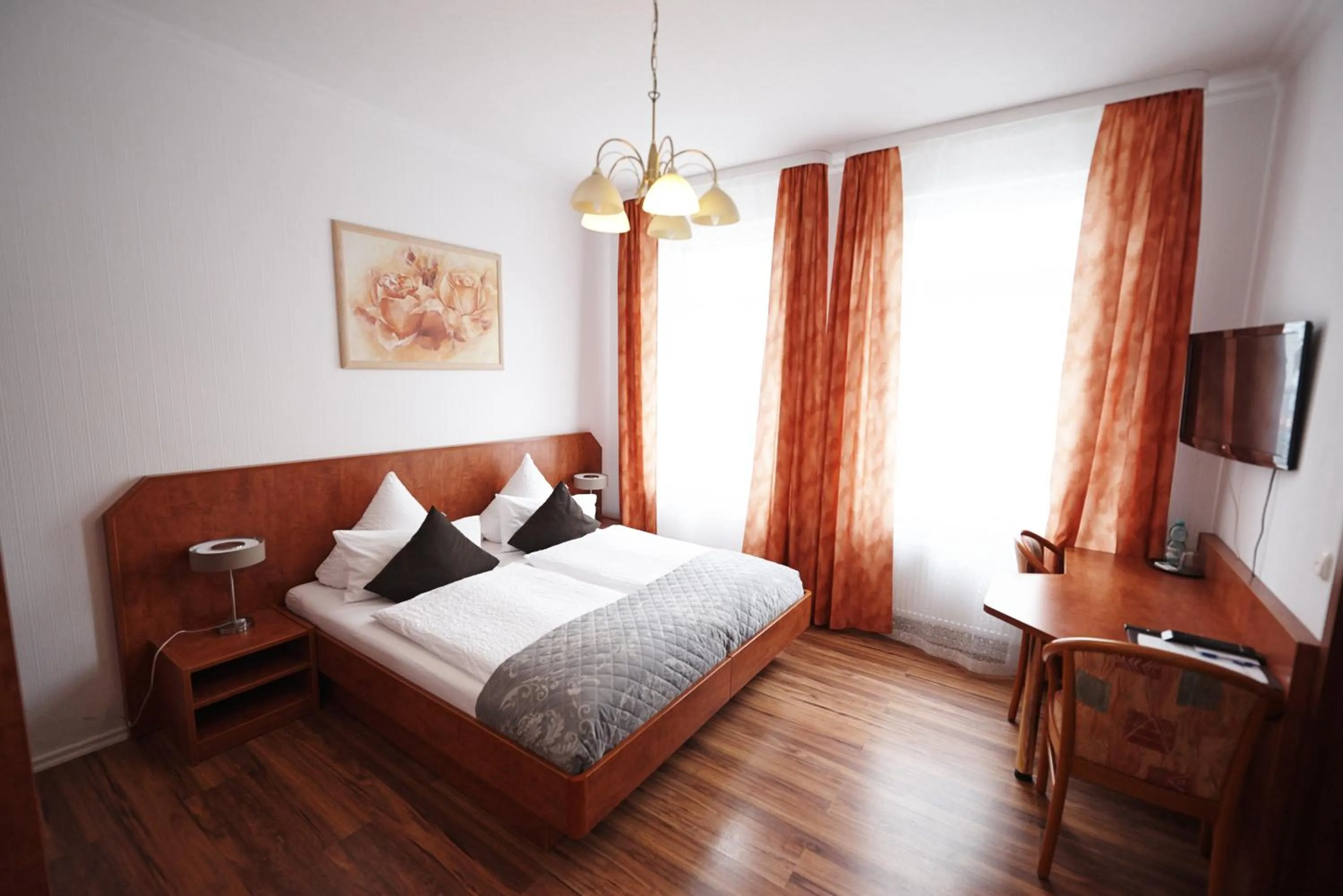 Bed in Hotel Wurster Kroog