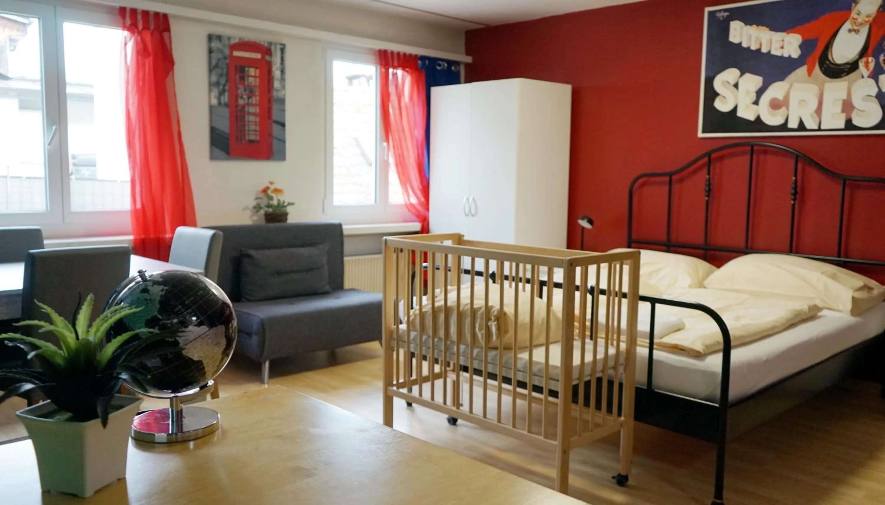 Bed in Hotel & Backpackers Zak Schaffhausen