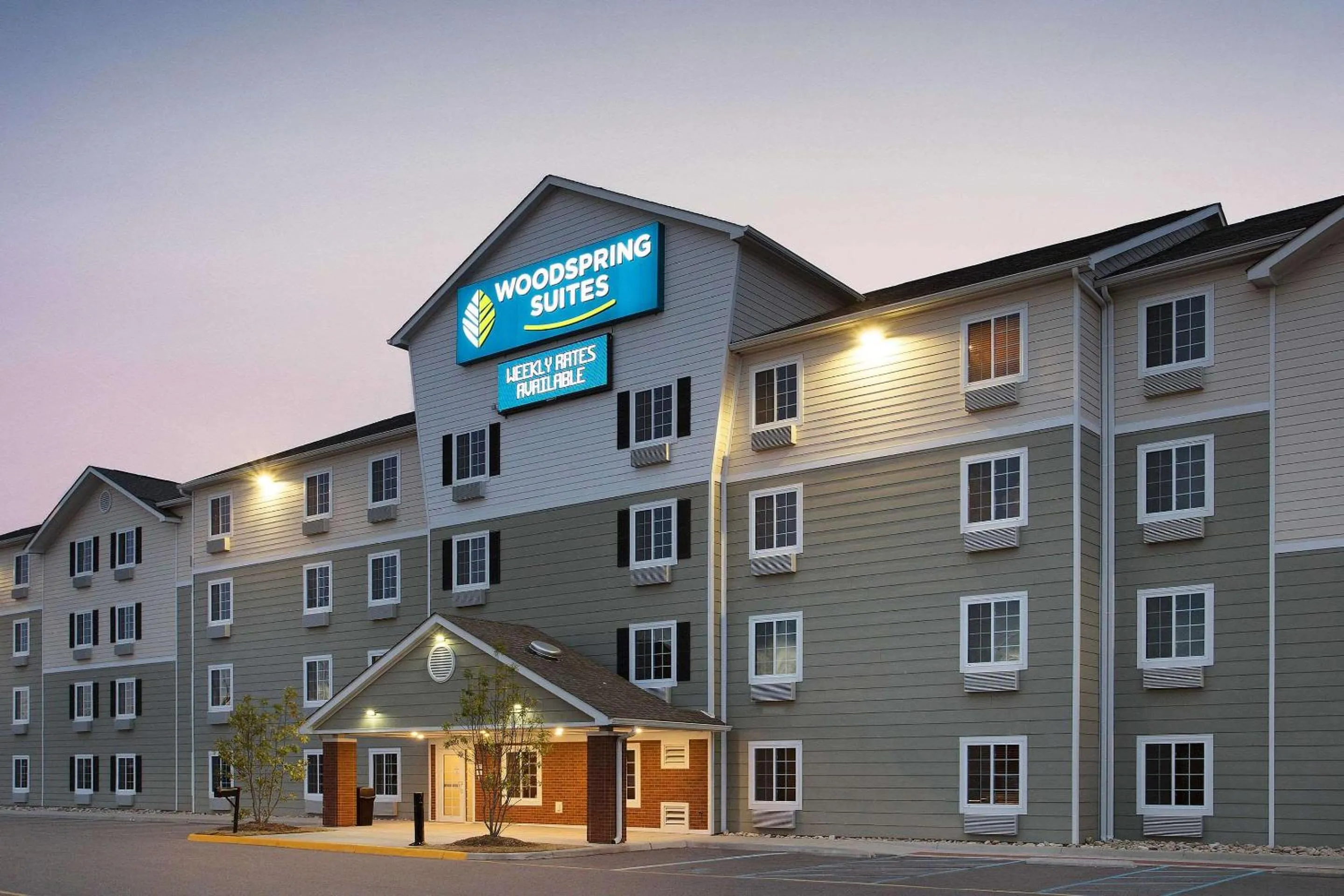 Property building in WoodSpring Suites Chesapeake-Norfolk Greenbrier
