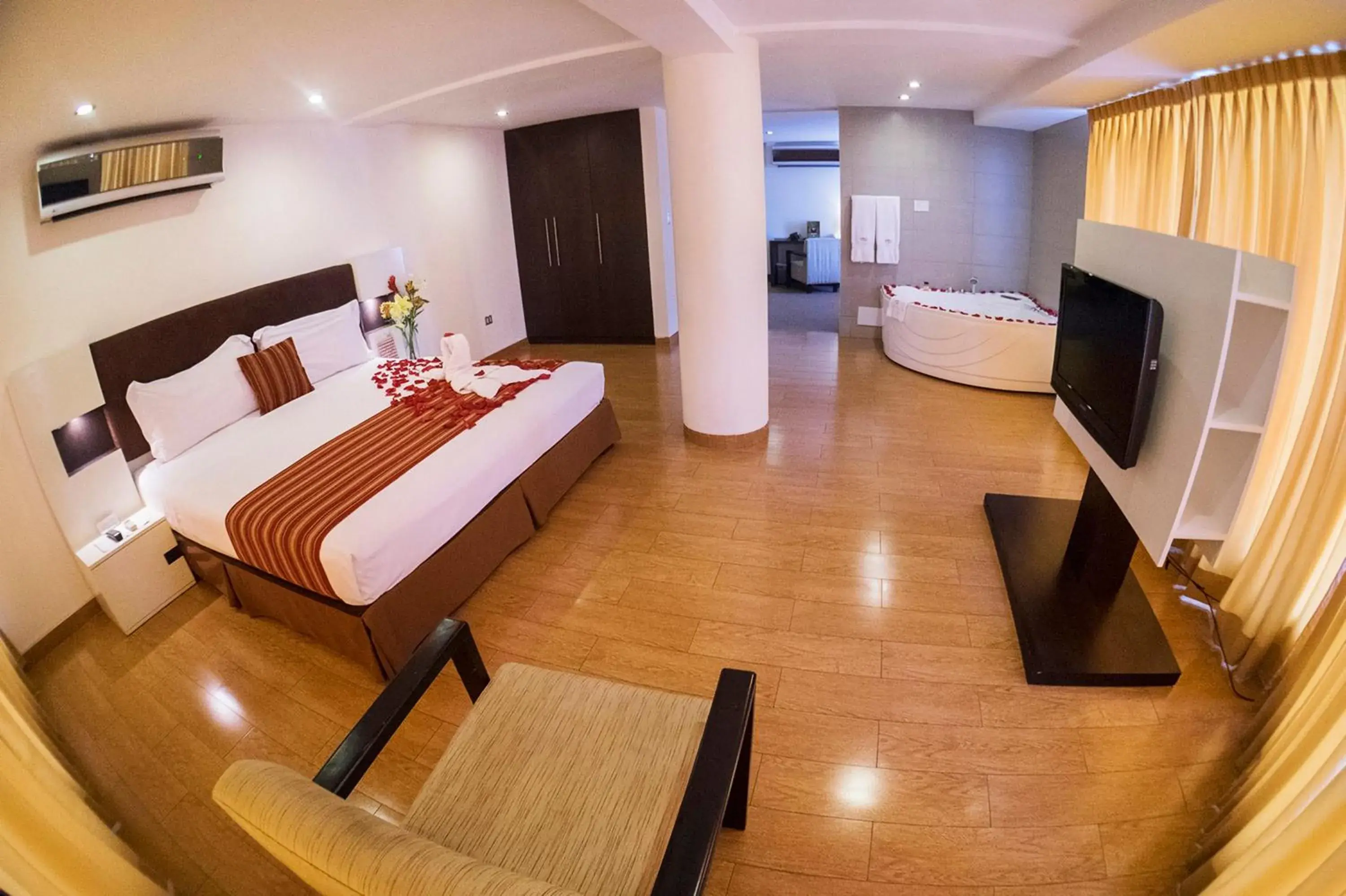 Property building, Bed in Allpa Hotel & Suites Property building, Bed in Allpa Hotel & Suites