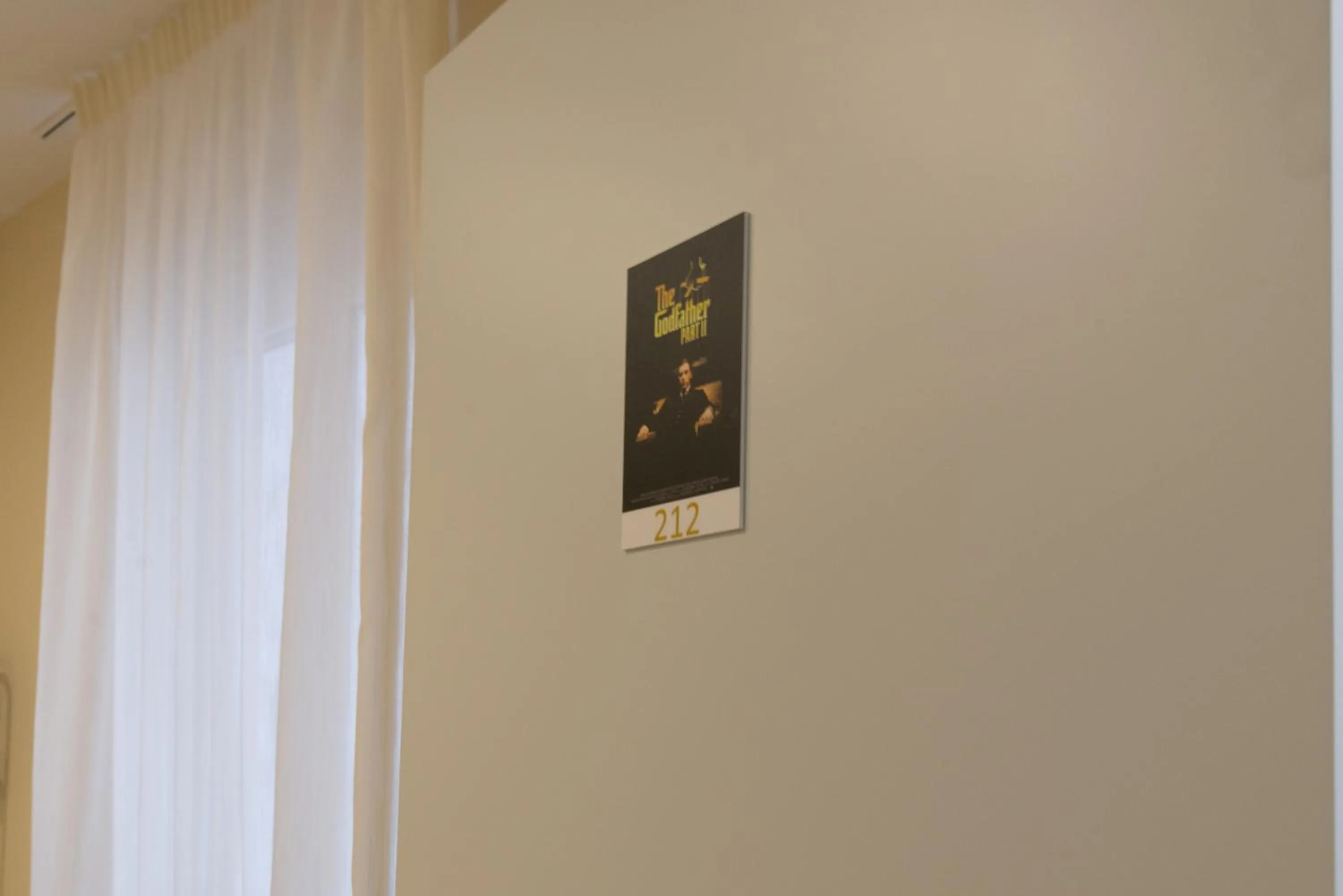 Photo of the whole room in Hostal Art Madrid