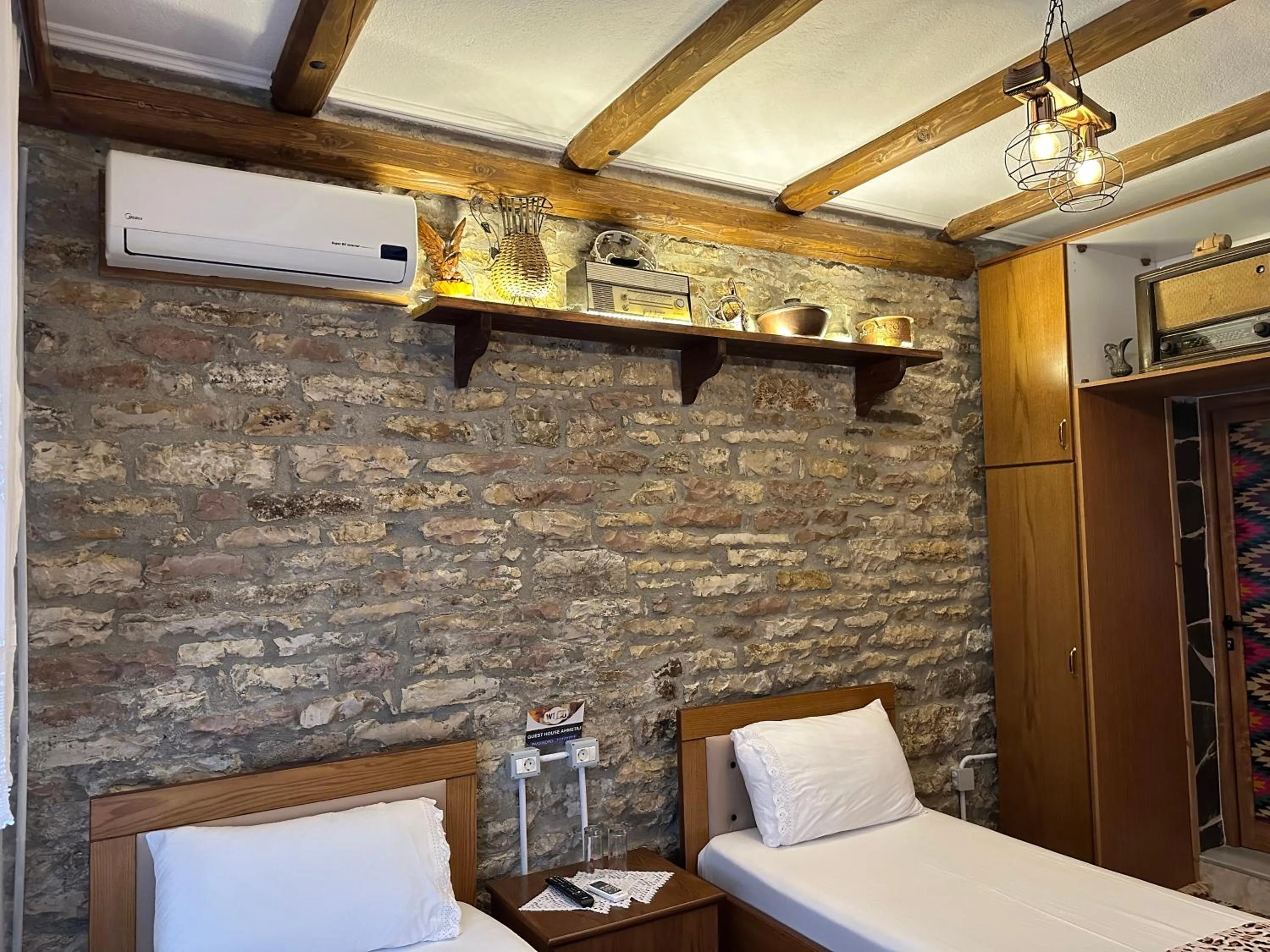 Twin Room in Ahmetaj Guest House