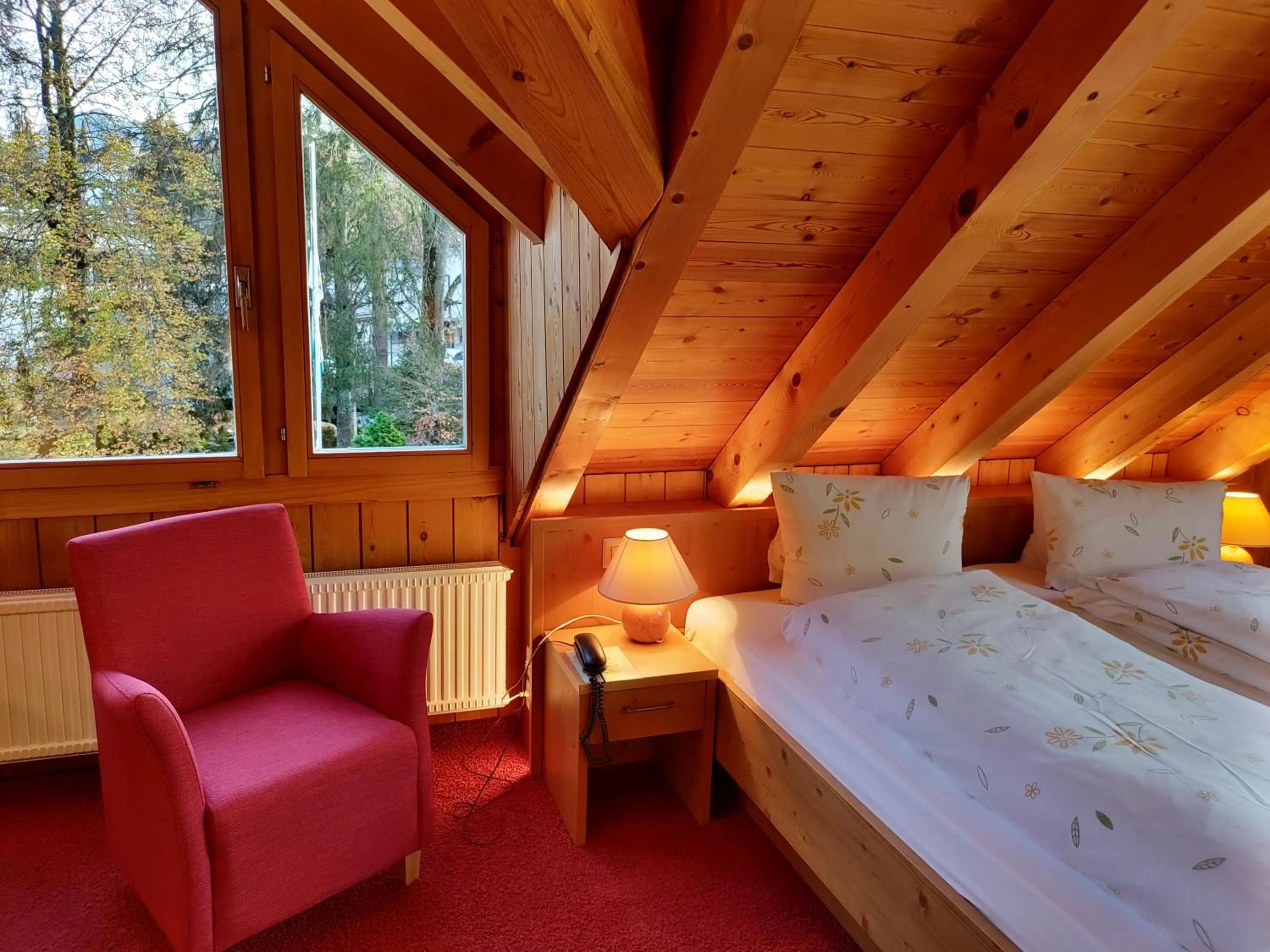 Photo of the whole room, Bed in Hotel Cresta