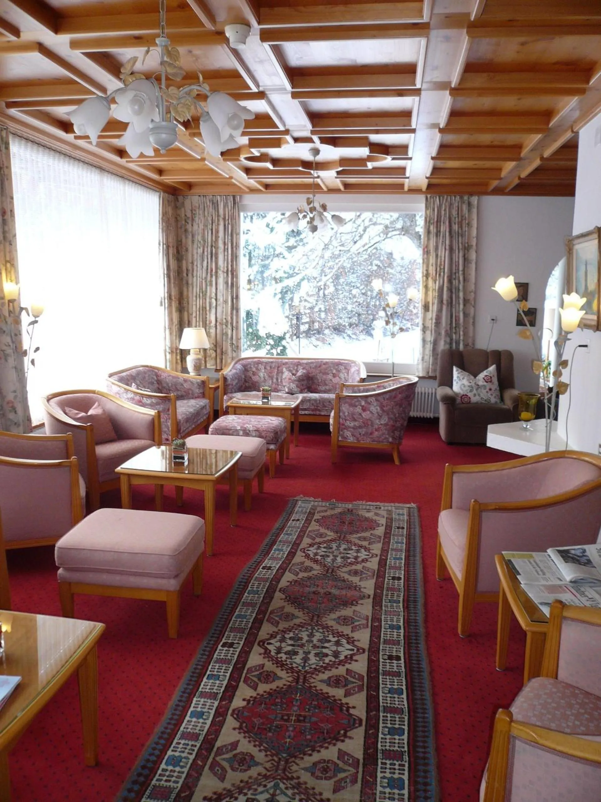 Lobby or reception in Hotel Cresta