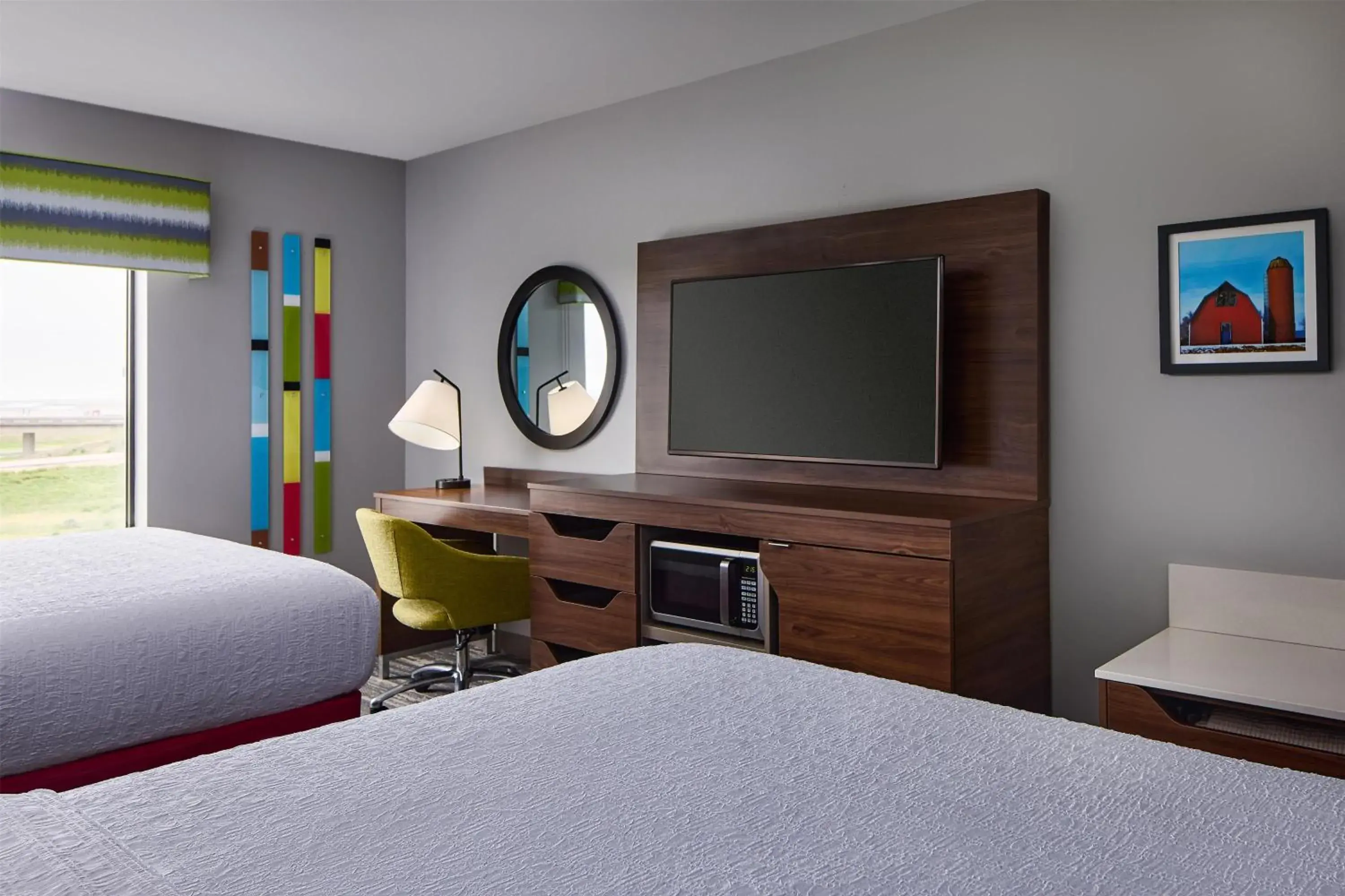 Bedroom, Bed in Hampton Inn Colby Bedroom, Bed in Hampton Inn Colby