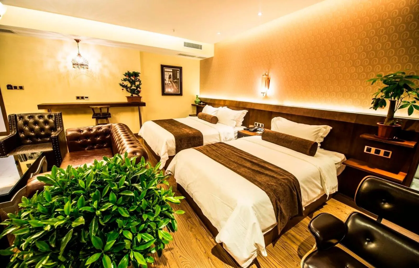 Bed in James Joyce Beijing Songjiazhuang Metro Station