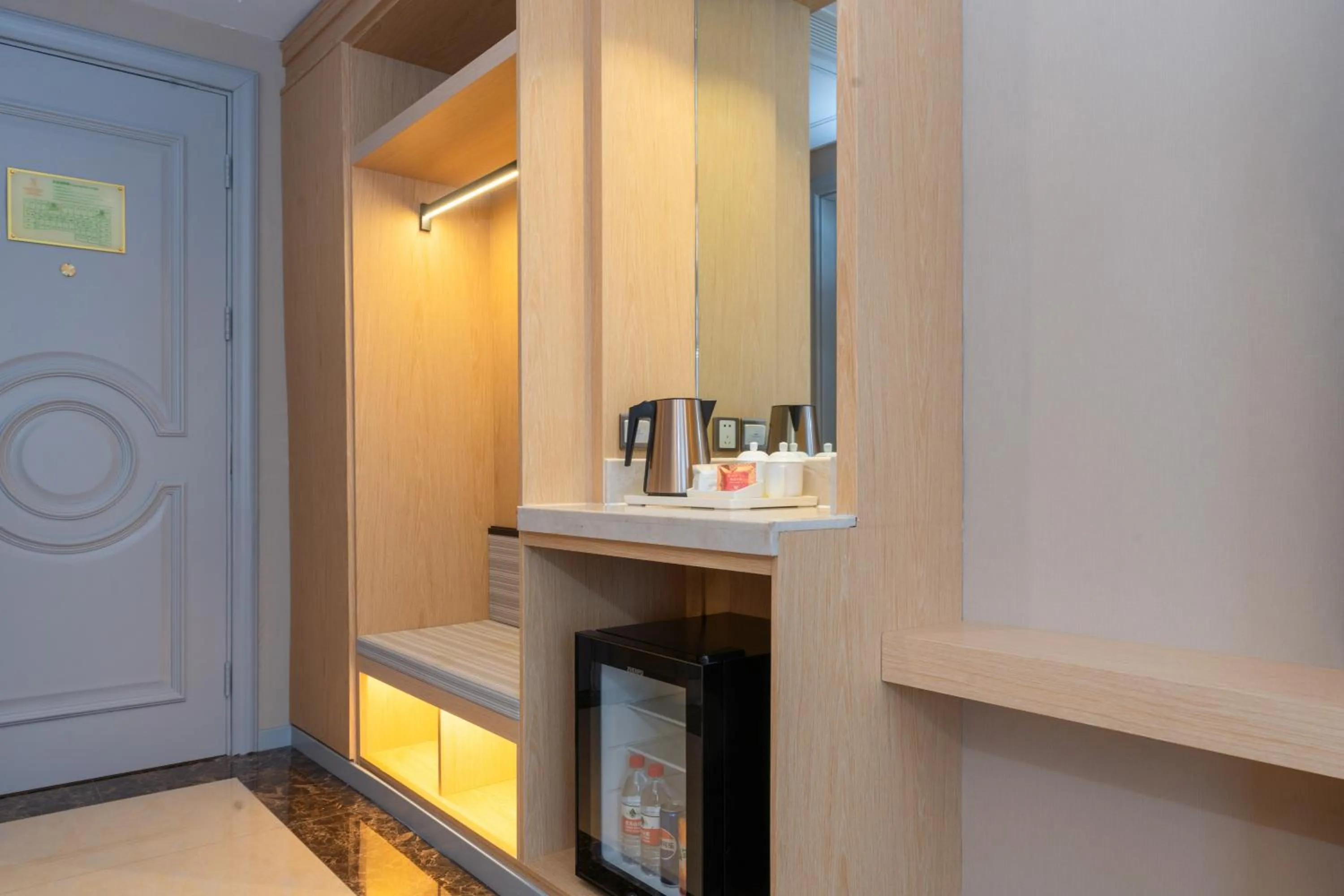 维也纳国际酒店上海浦东机场东方枢纽店-提供浦东机场迪士尼免费穿梭巴士