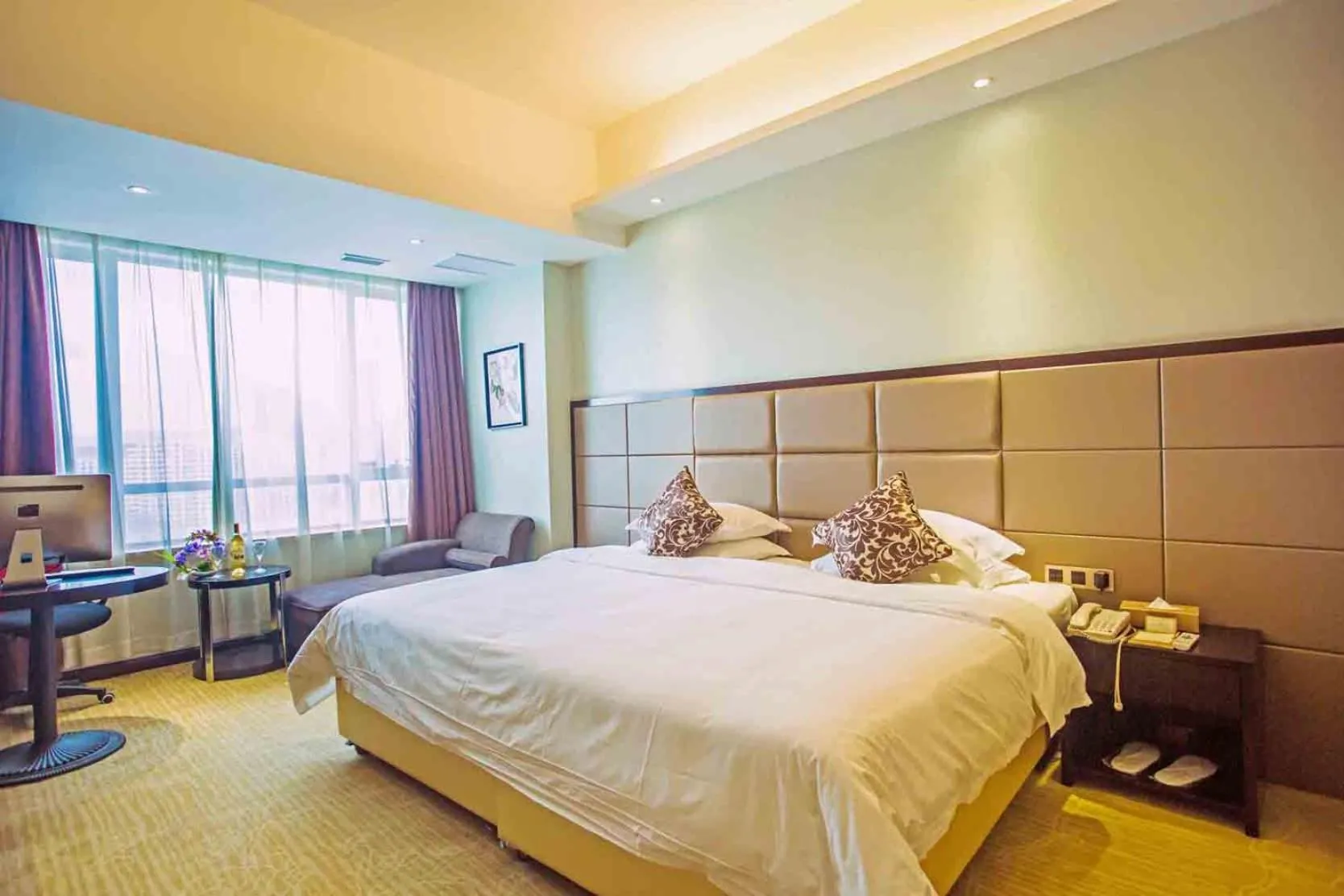 Vienna International Hotel Fuzhou Cangshan Longfu
