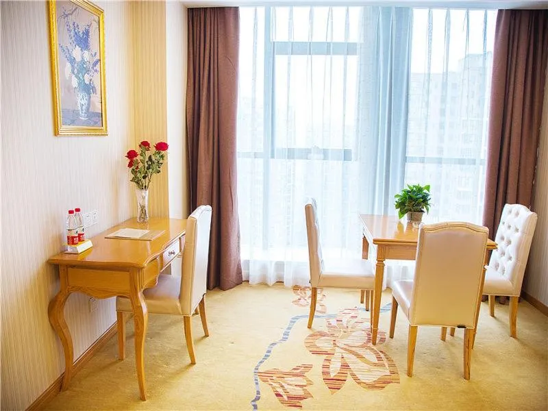 Vienna 3 Best Hotel Chongqing Tongliang Qianneng Building