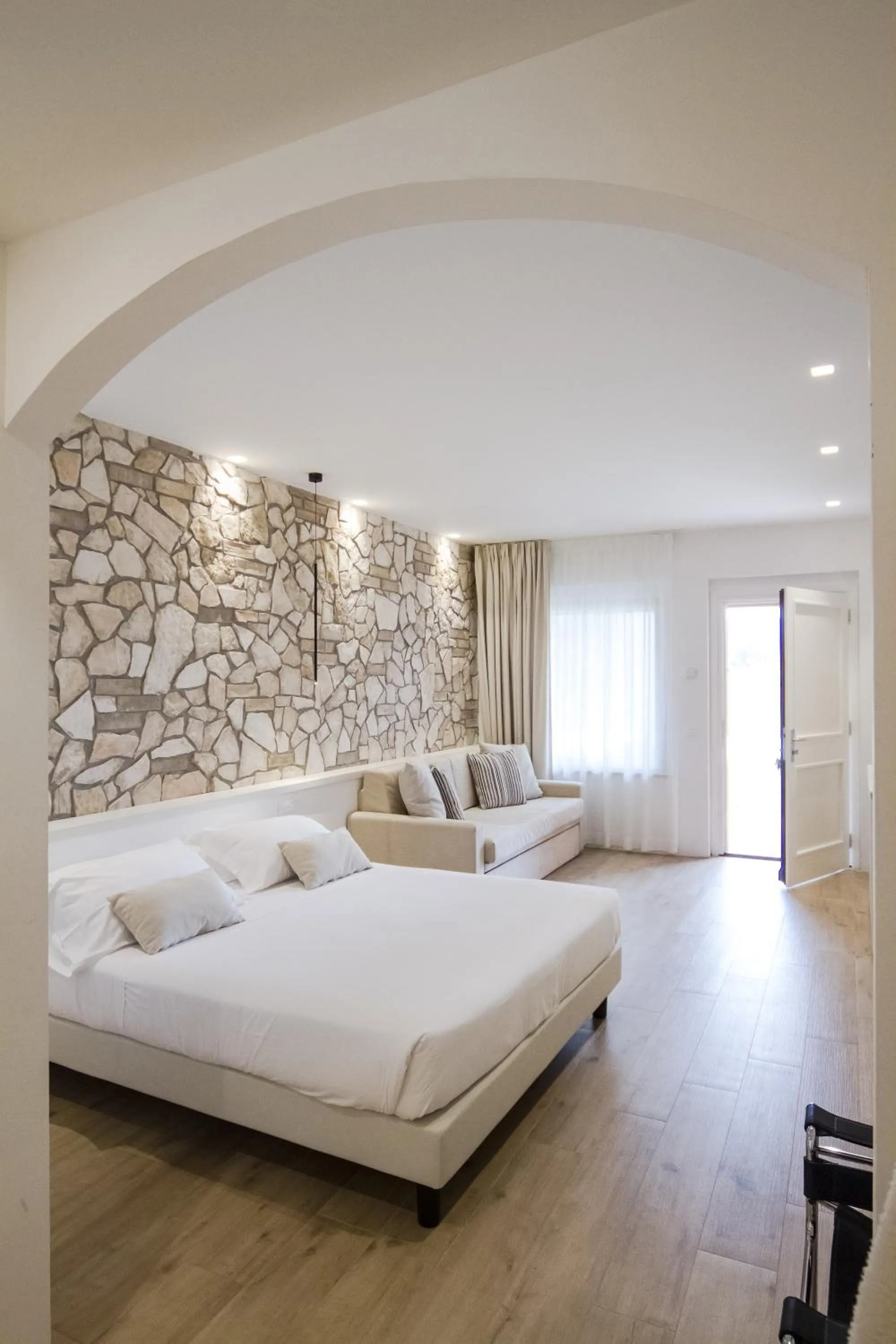 Photo of the whole room, Bed in Giotto Country House & Spa