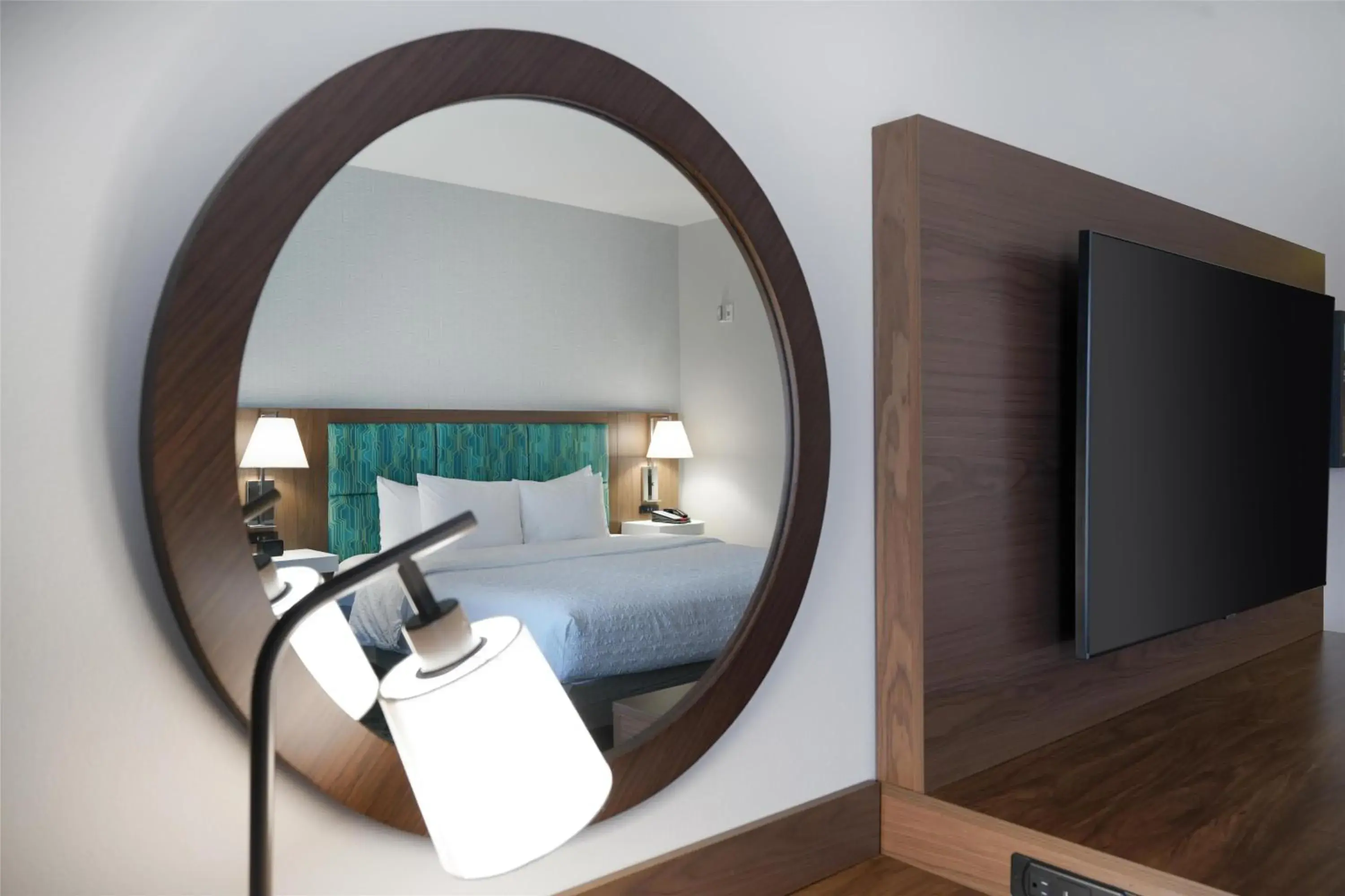 King Room with King Bed - Non-Smoking in Hampton Inn & Suites Tulsa/Tulsa Hills King Room with King Bed - Non-Smoking in Hampton Inn & Suites Tulsa/Tulsa Hills