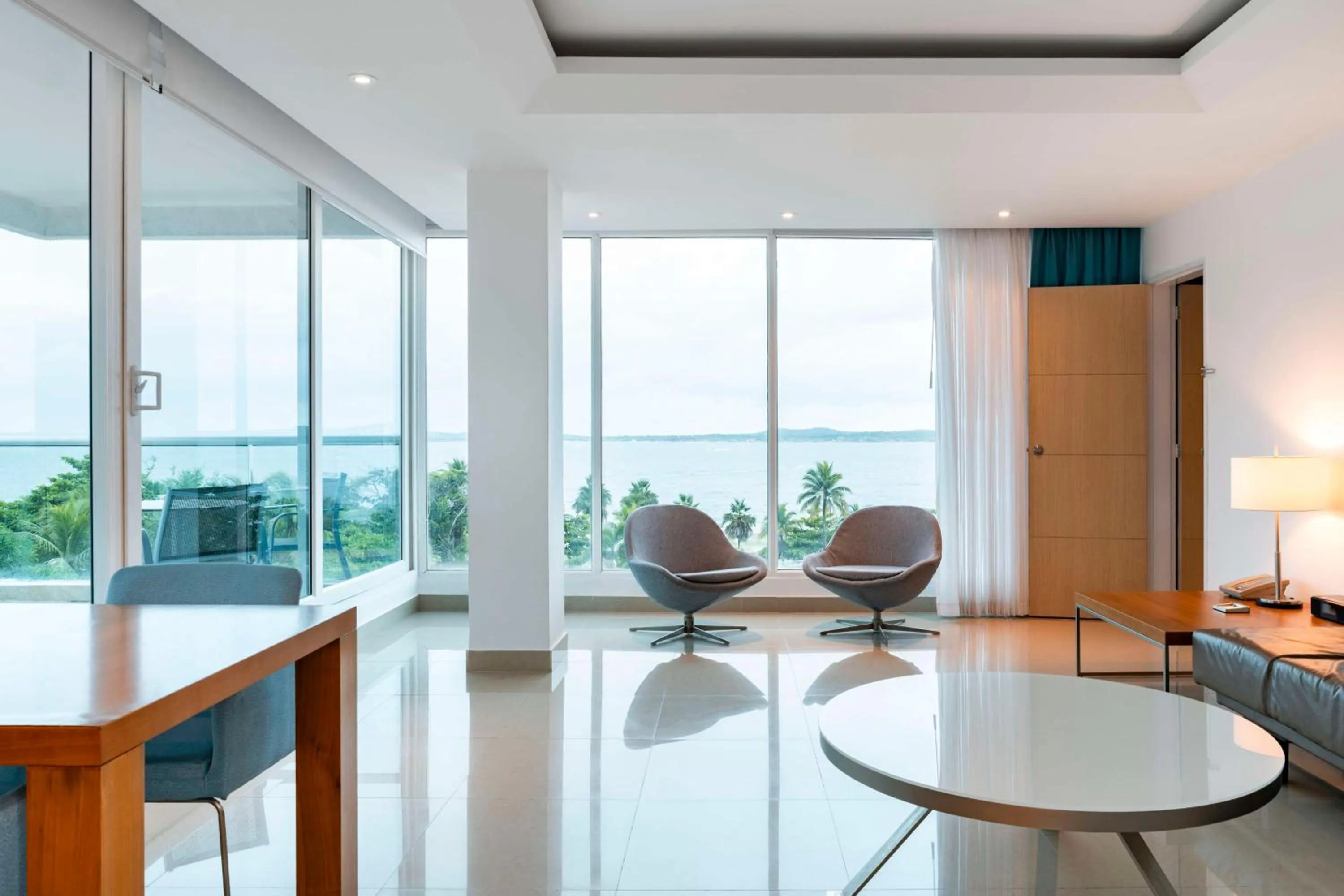 Living room in Hilton Cartagena