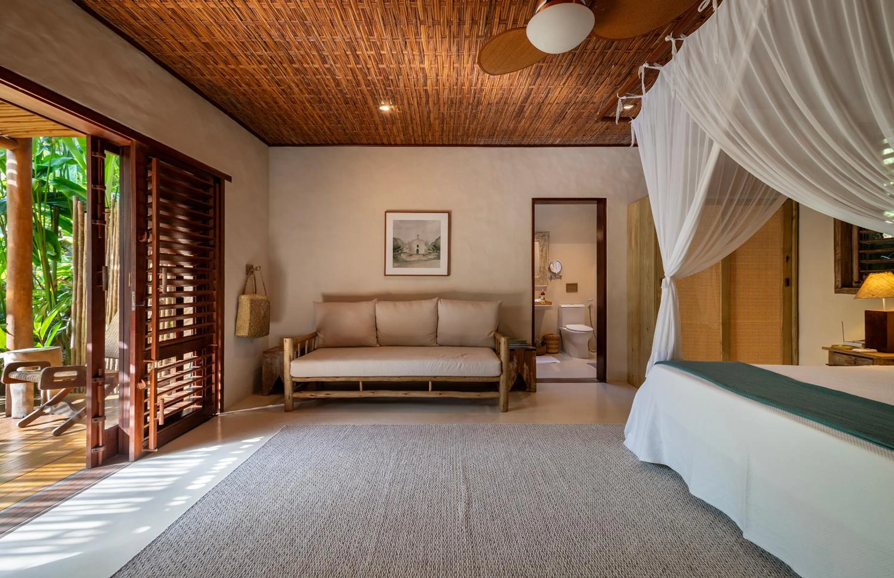Property building, Bed in Pousada Capim Santo