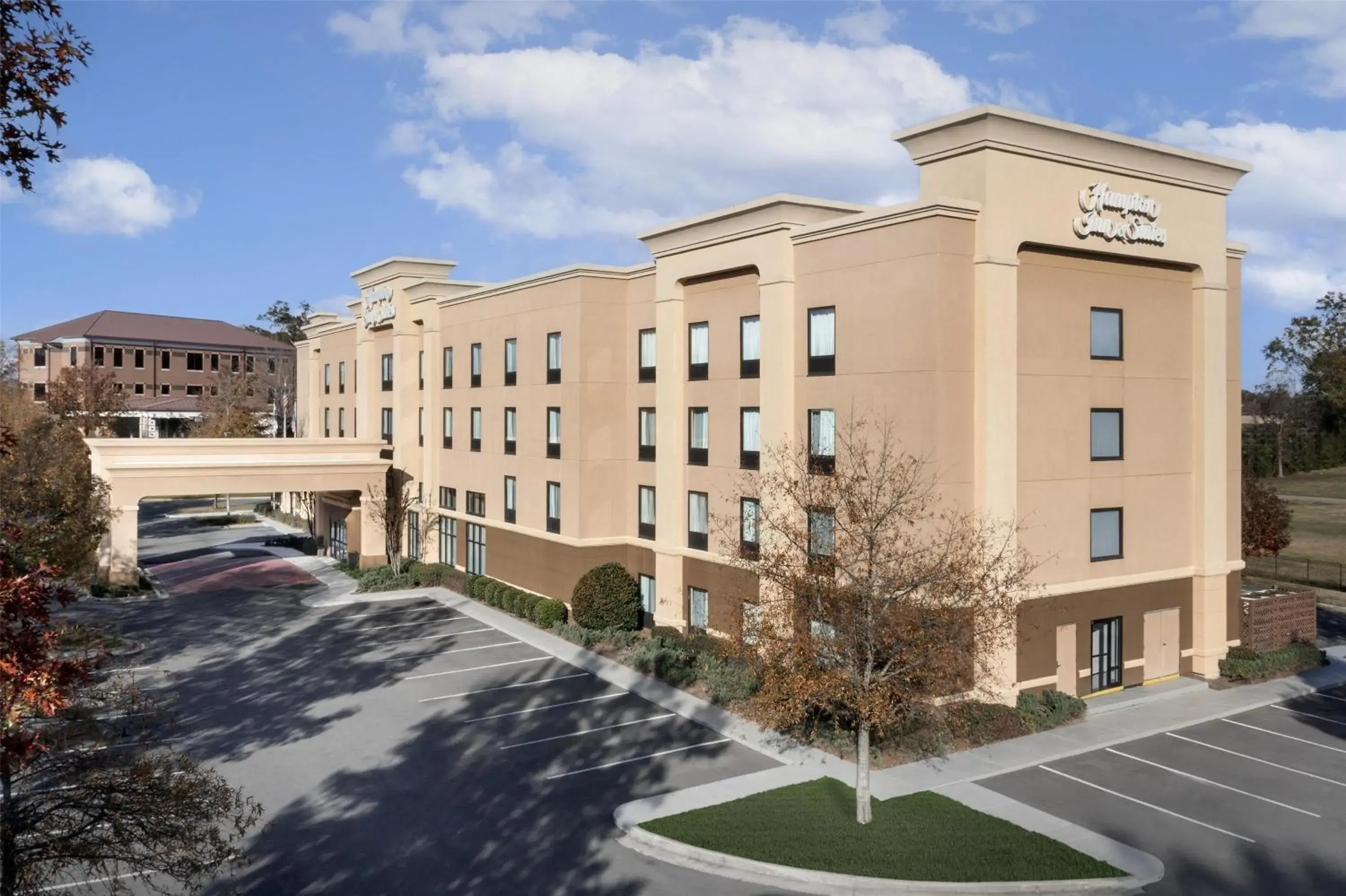 Property building in Hampton Inn & Suites Laurel Property building in Hampton Inn & Suites Laurel