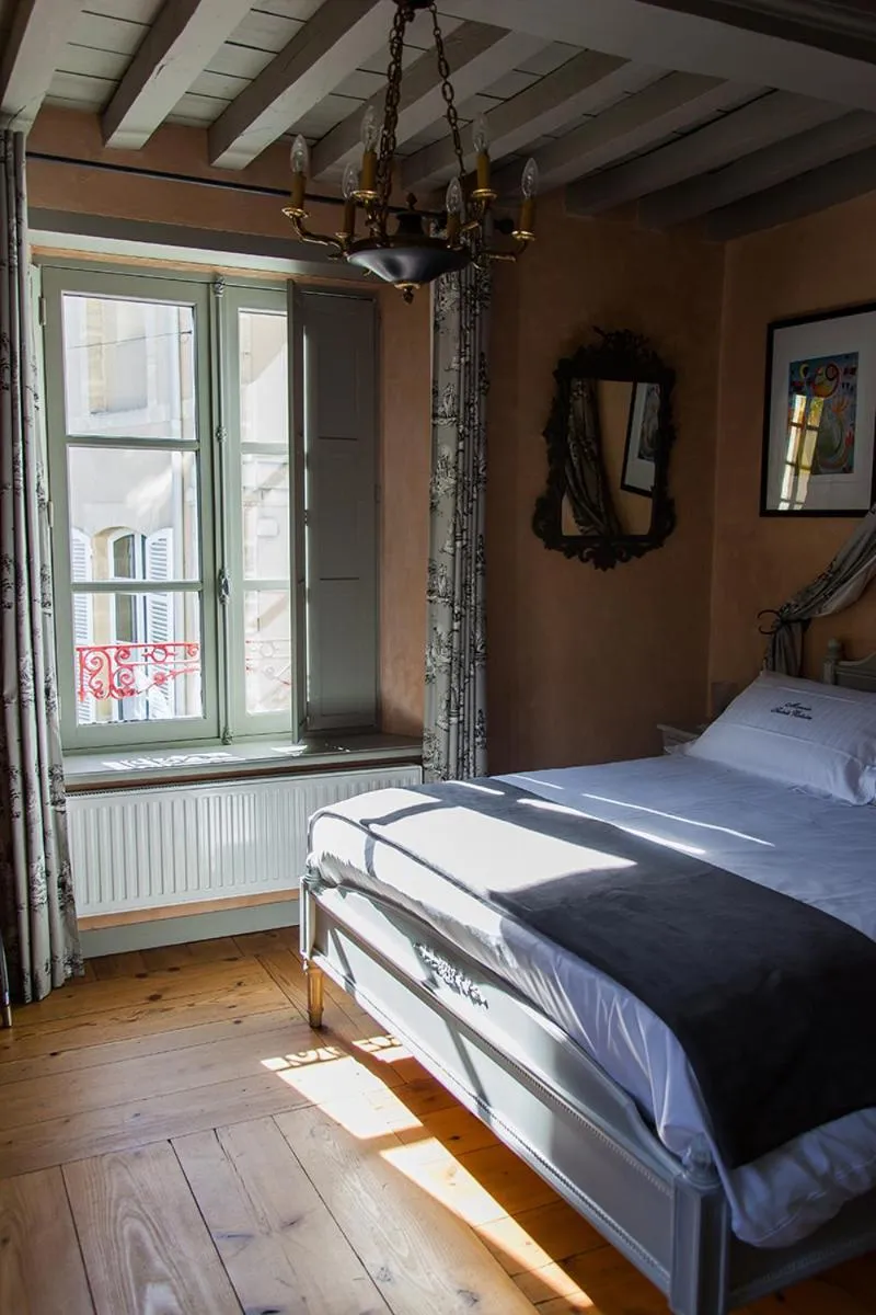 Bed in Manoir Sainte Victoire