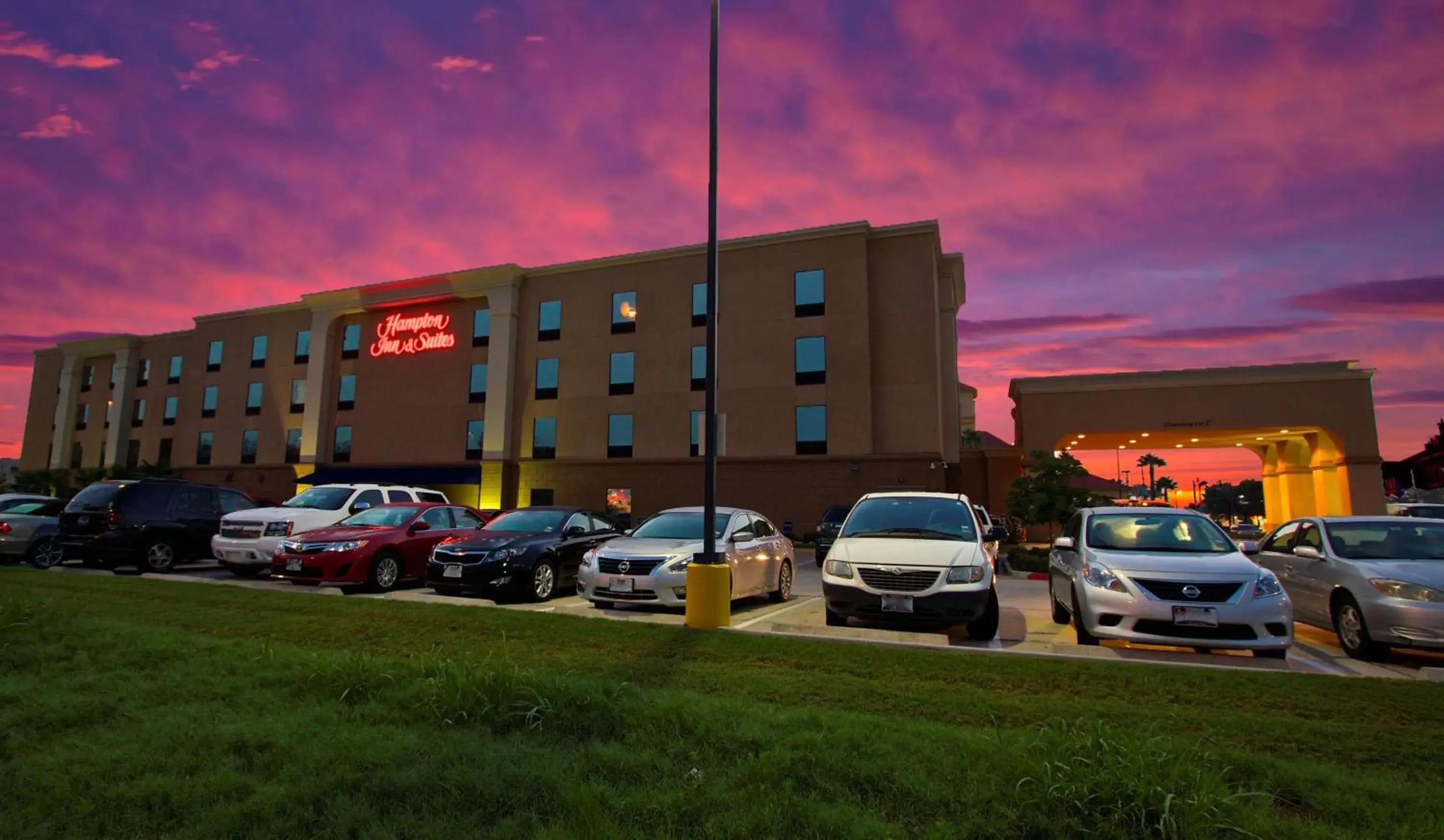 Property building in Hampton Inn & Suites by Hilton Tomball Houston NW Property building in Hampton Inn & Suites by Hilton Tomball Houston NW