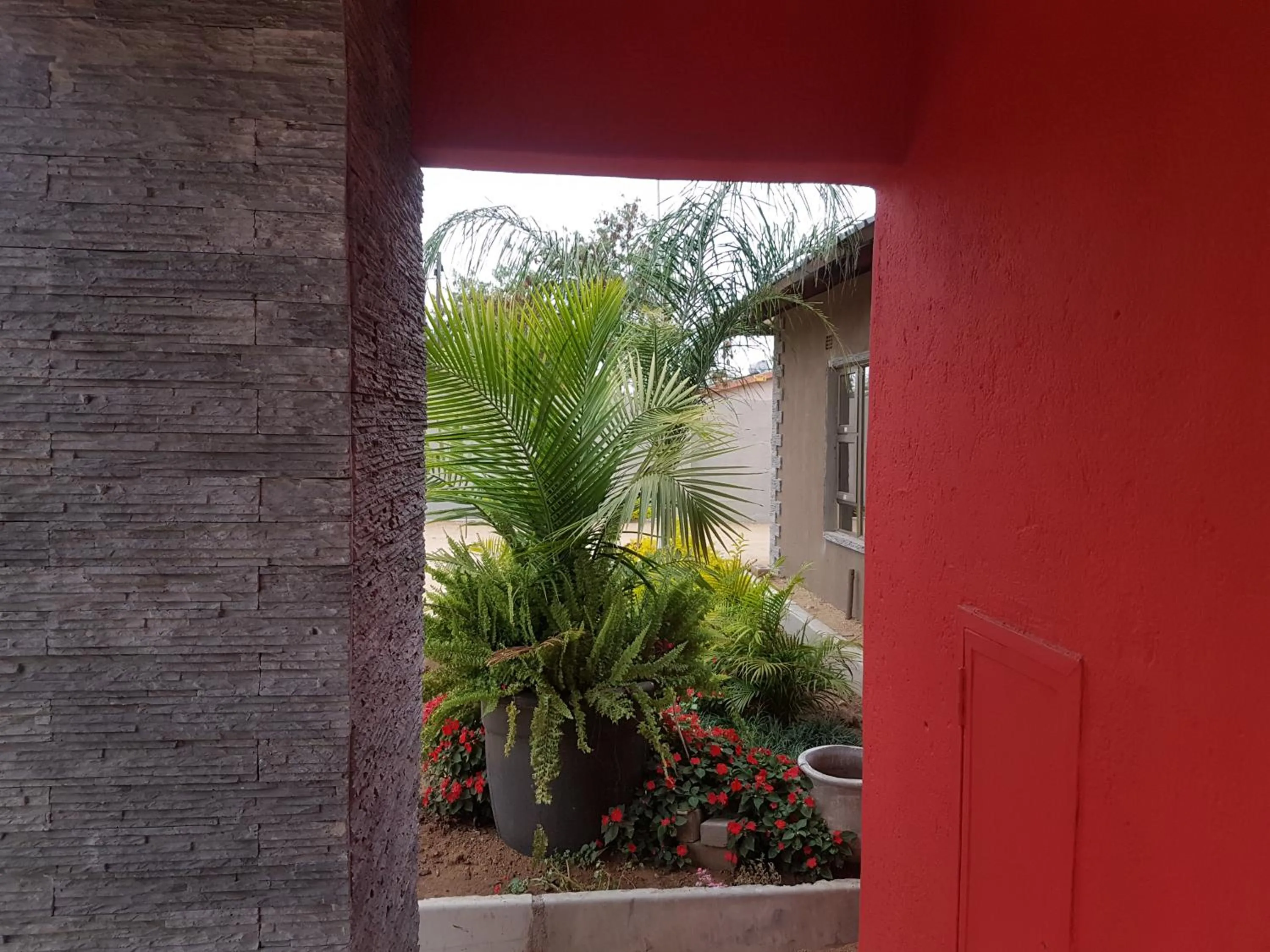 La Signature Guest house