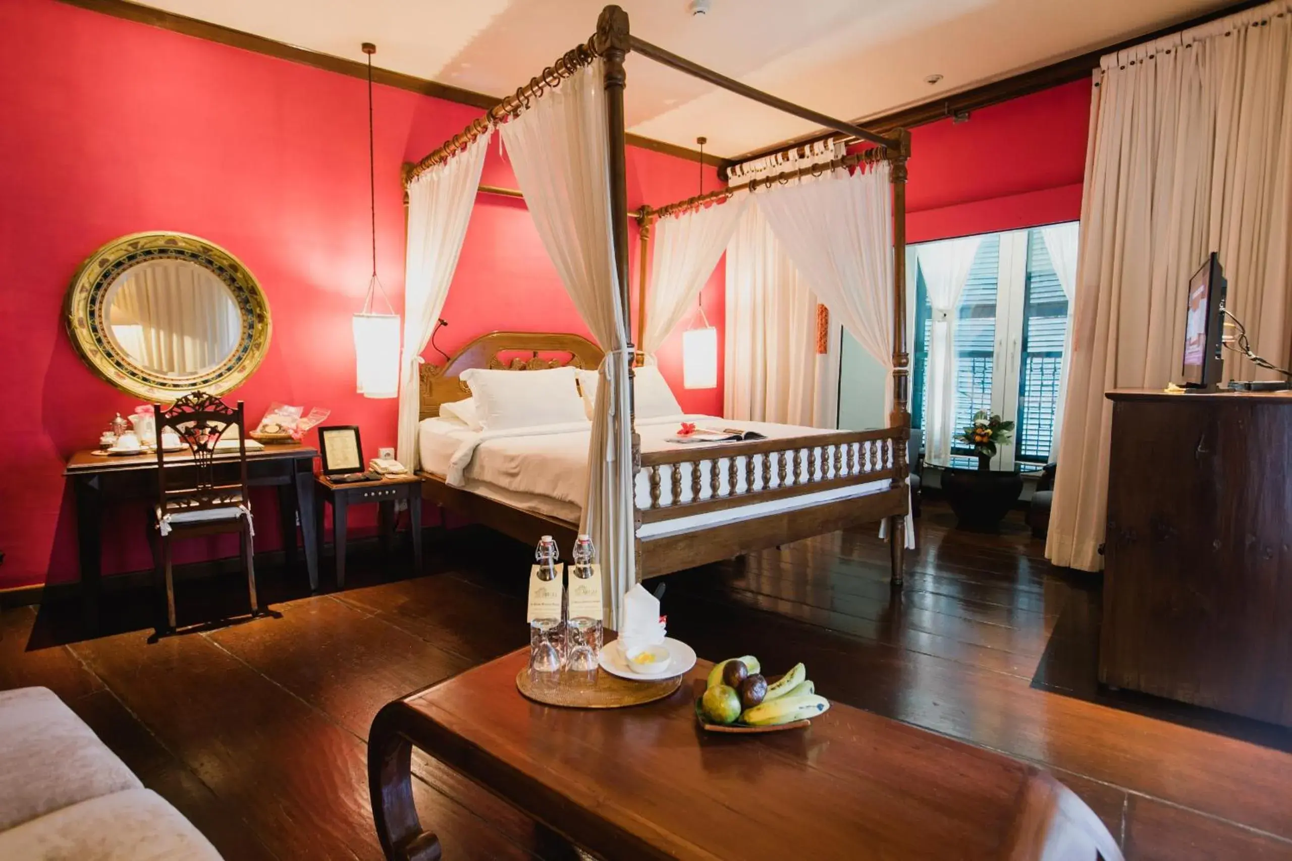 Executive Suite in Hotel Tugu Malang Executive Suite in Hotel Tugu Malang