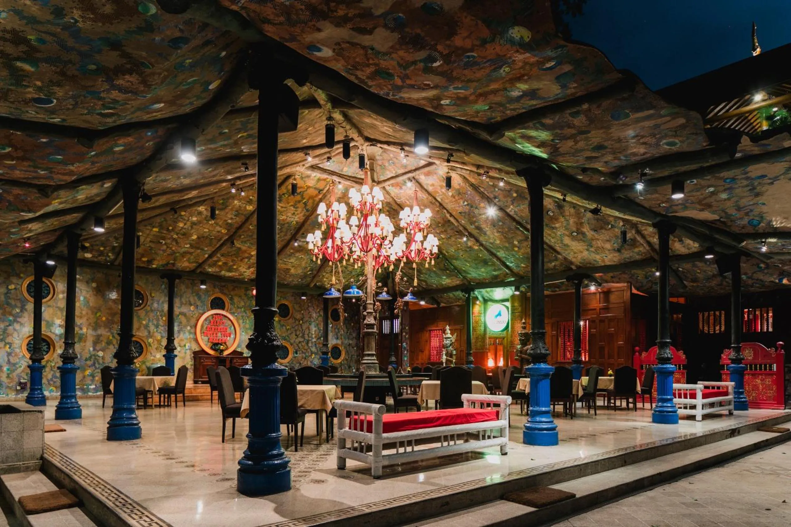 Restaurant/places to eat in Hotel Tugu Malang