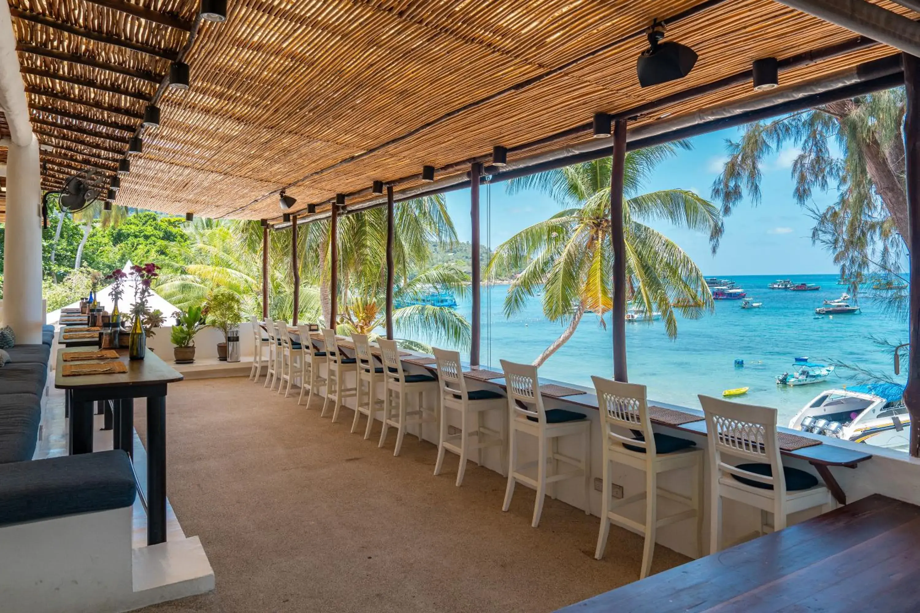 Restaurant/places to eat in Koh Tao Montra Resort Restaurant/places to eat in Koh Tao Montra Resort