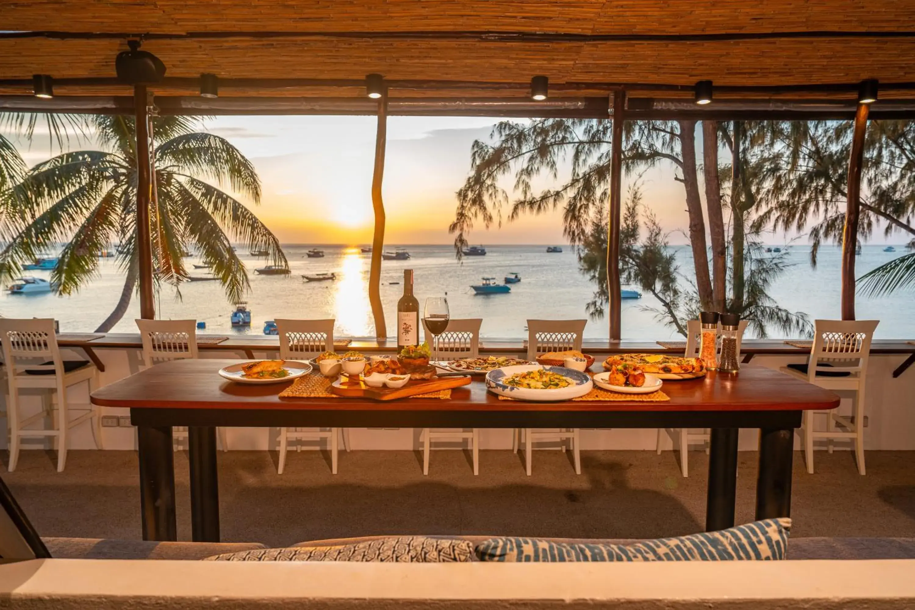 Restaurant/places to eat in Koh Tao Montra Resort Restaurant/places to eat in Koh Tao Montra Resort