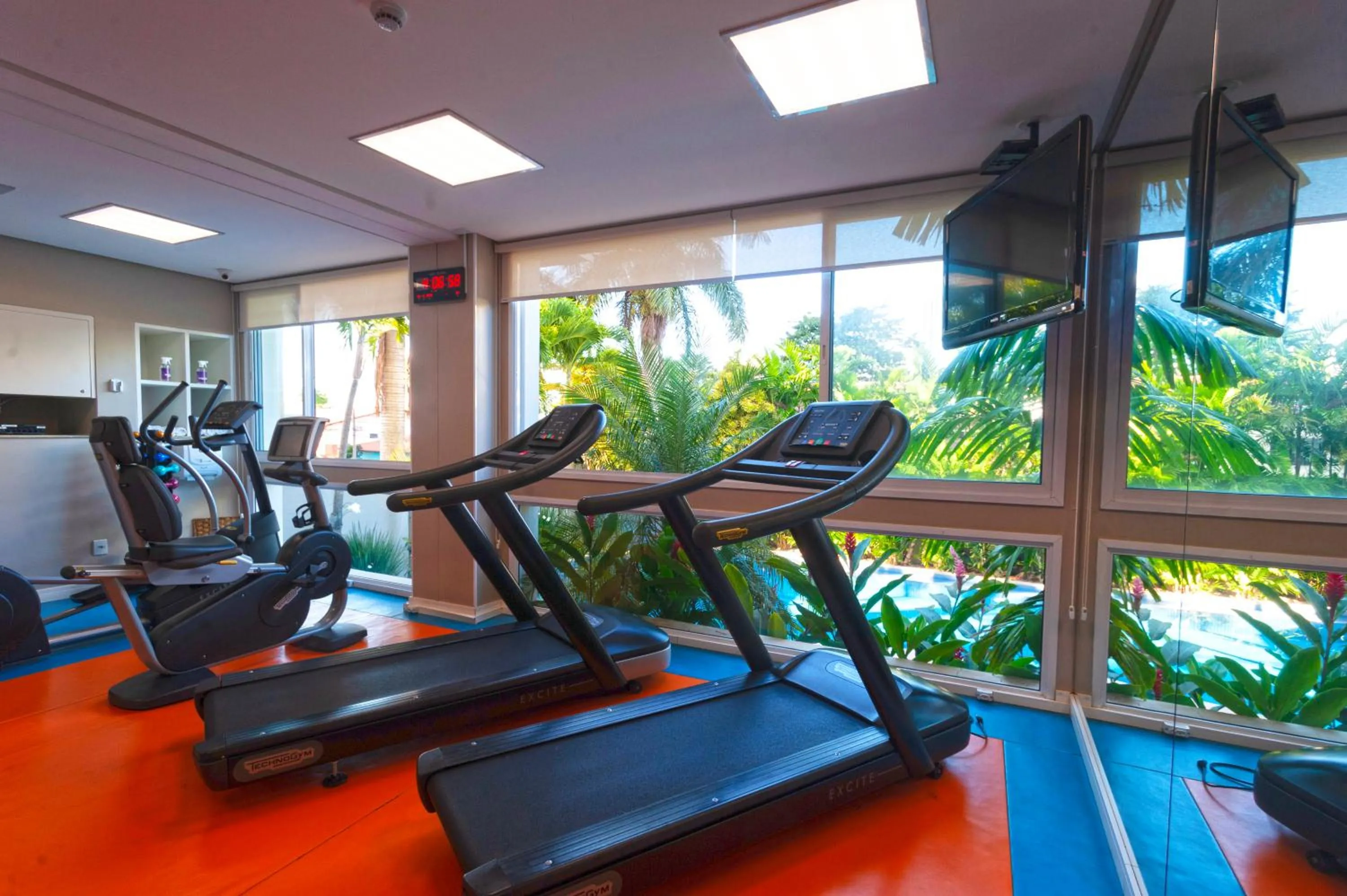 Fitness centre/facilities in Radisson Hotel Anápolis