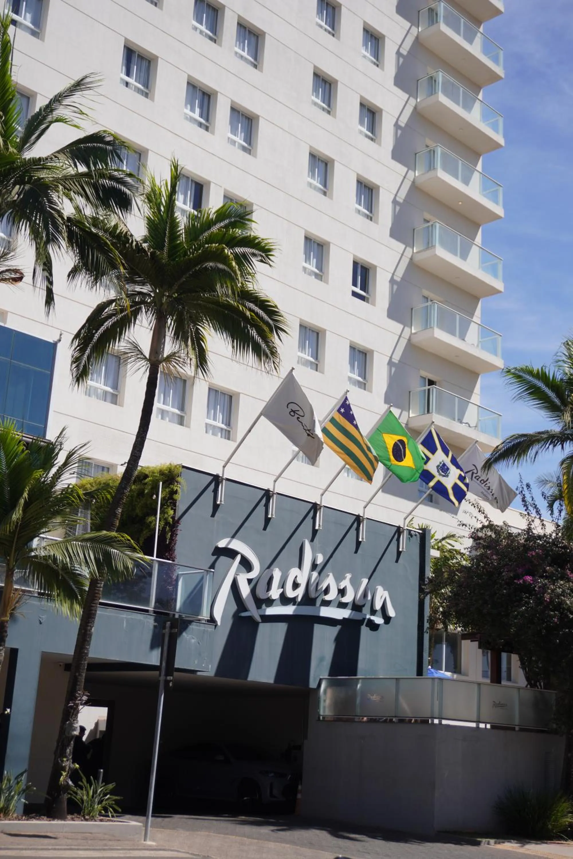 Facade/entrance in Radisson Hotel Anápolis