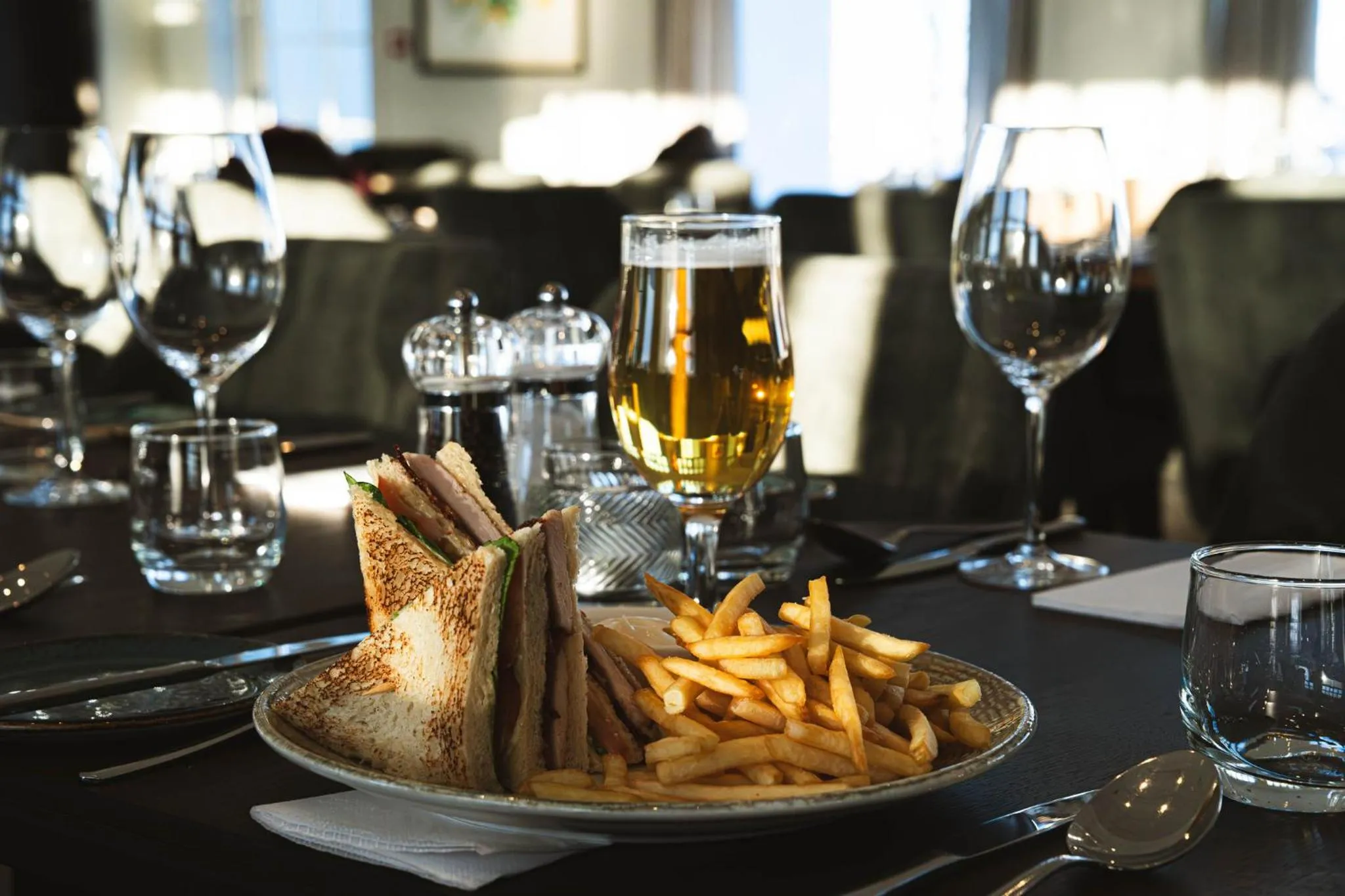 Restaurant/places to eat in Hotel Grimsborgir by Keahotels