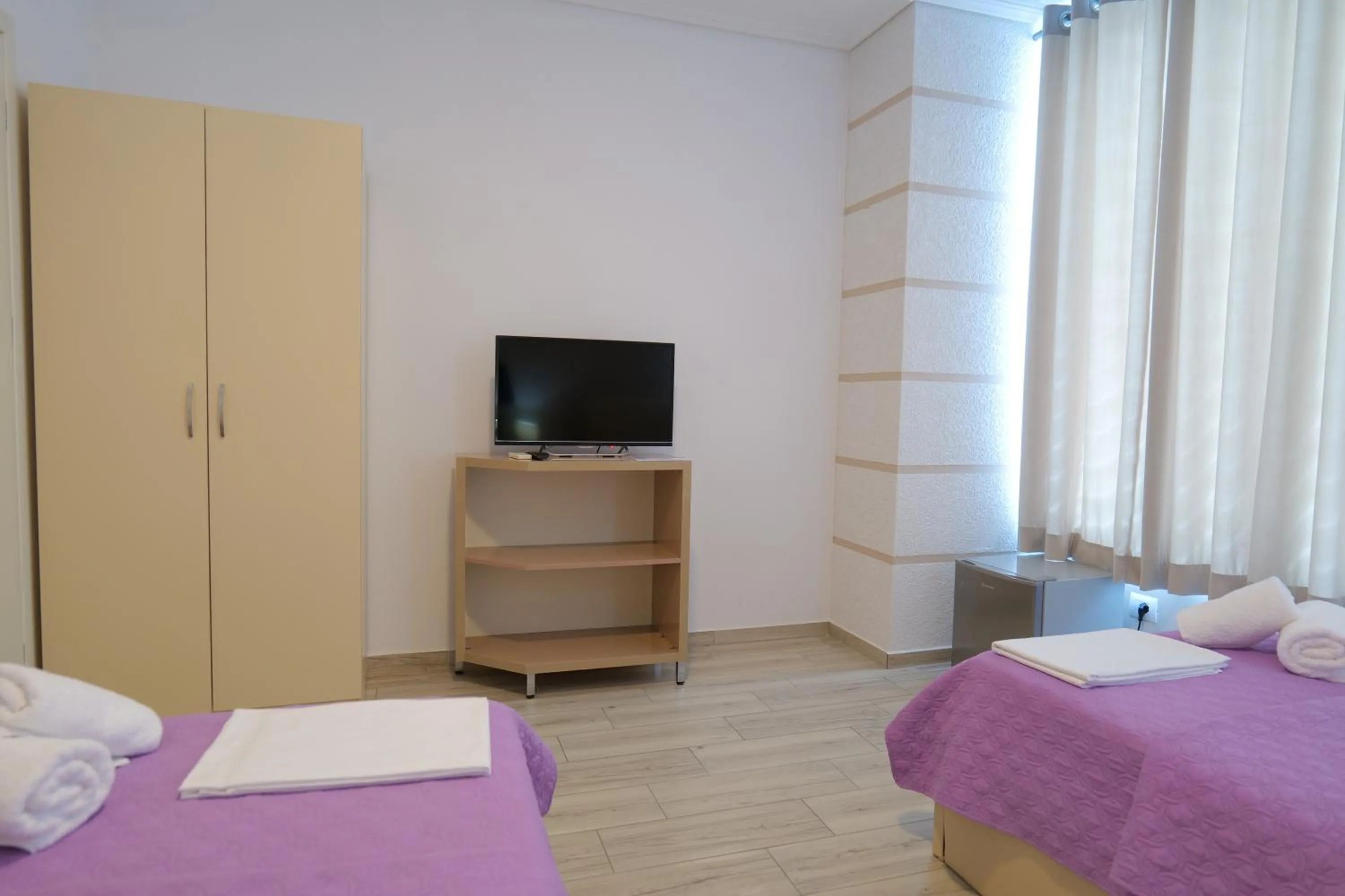 Bed in Oceanic Overview Suites