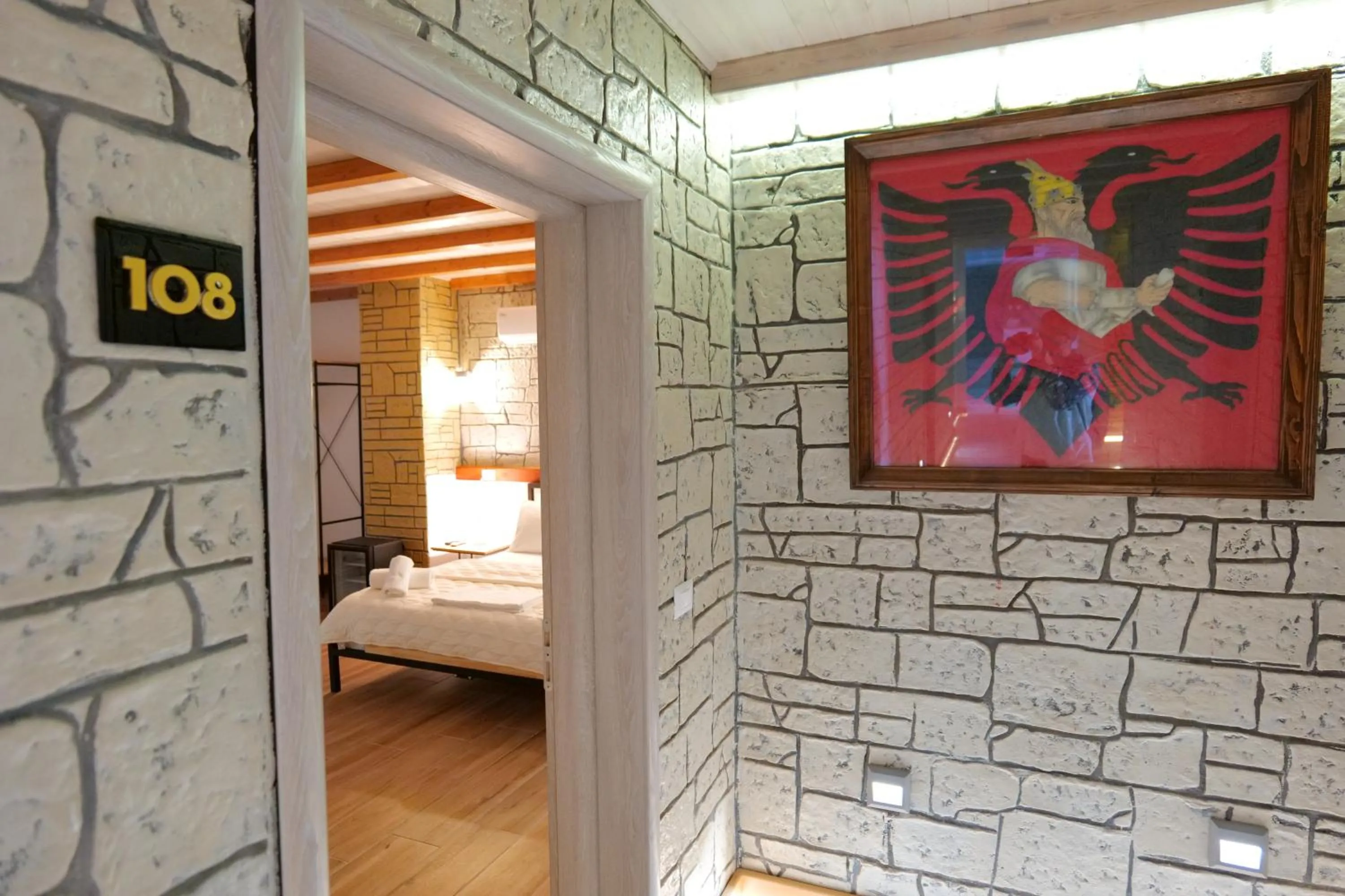 Facade/entrance, Bed in Oceanic Overview Suites