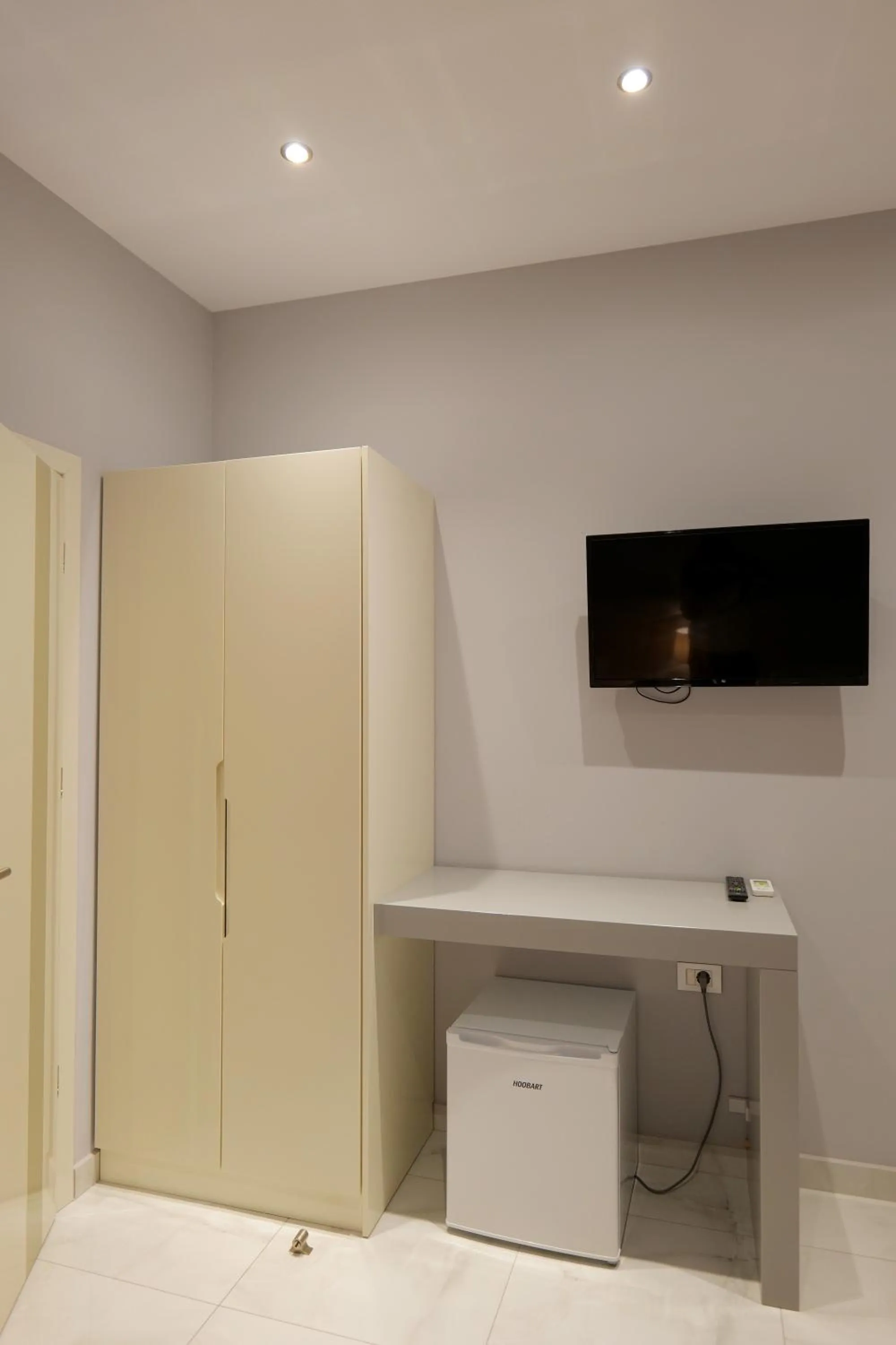 TV and multimedia in Oceanic Overview Suites