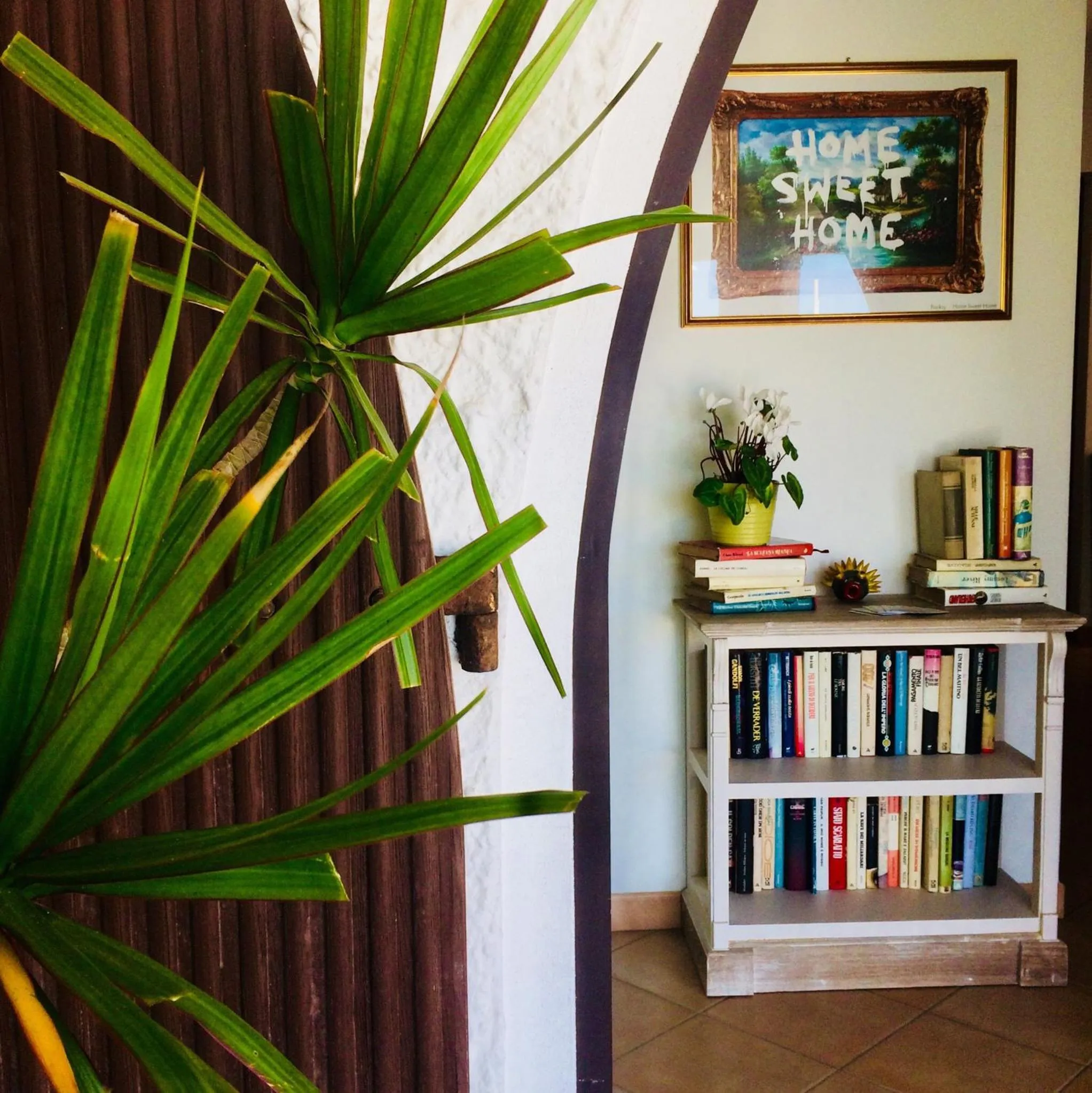 Library in Il Melo Residence