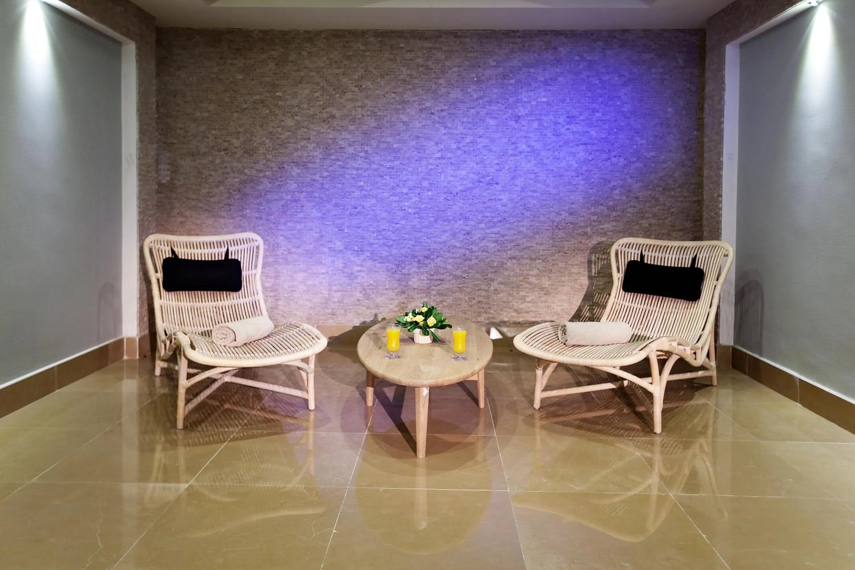 Spa and wellness centre/facilities in Quadas Hotel - Adult Only