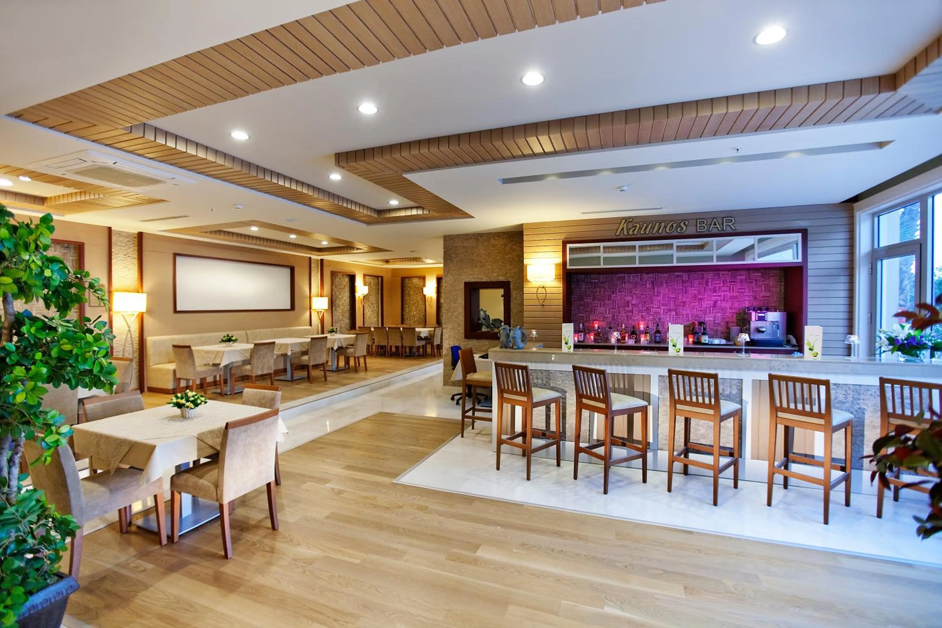 Lobby or reception in Quadas Hotel - Adult Only
