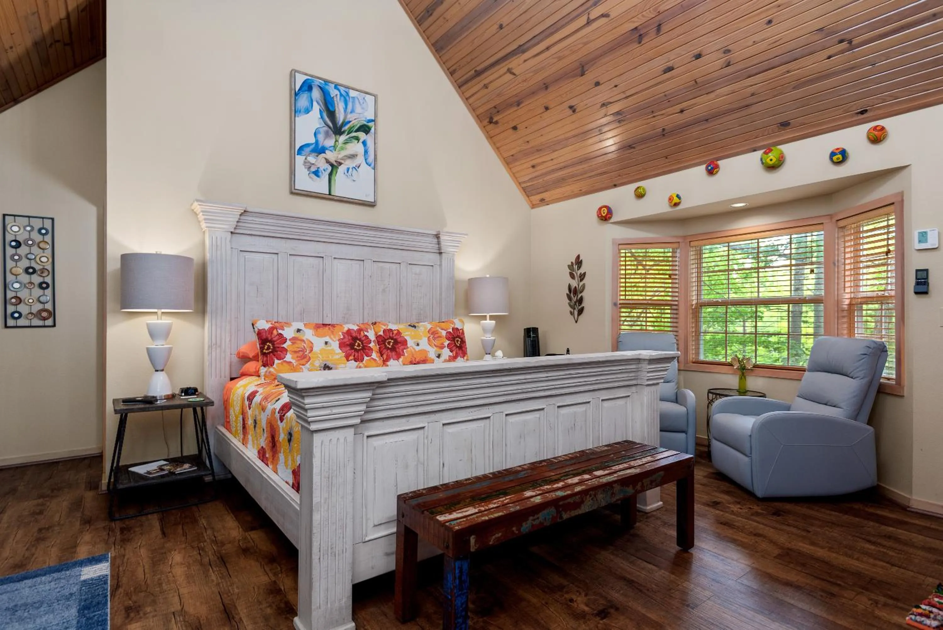 Bedroom in The Woods Cabins