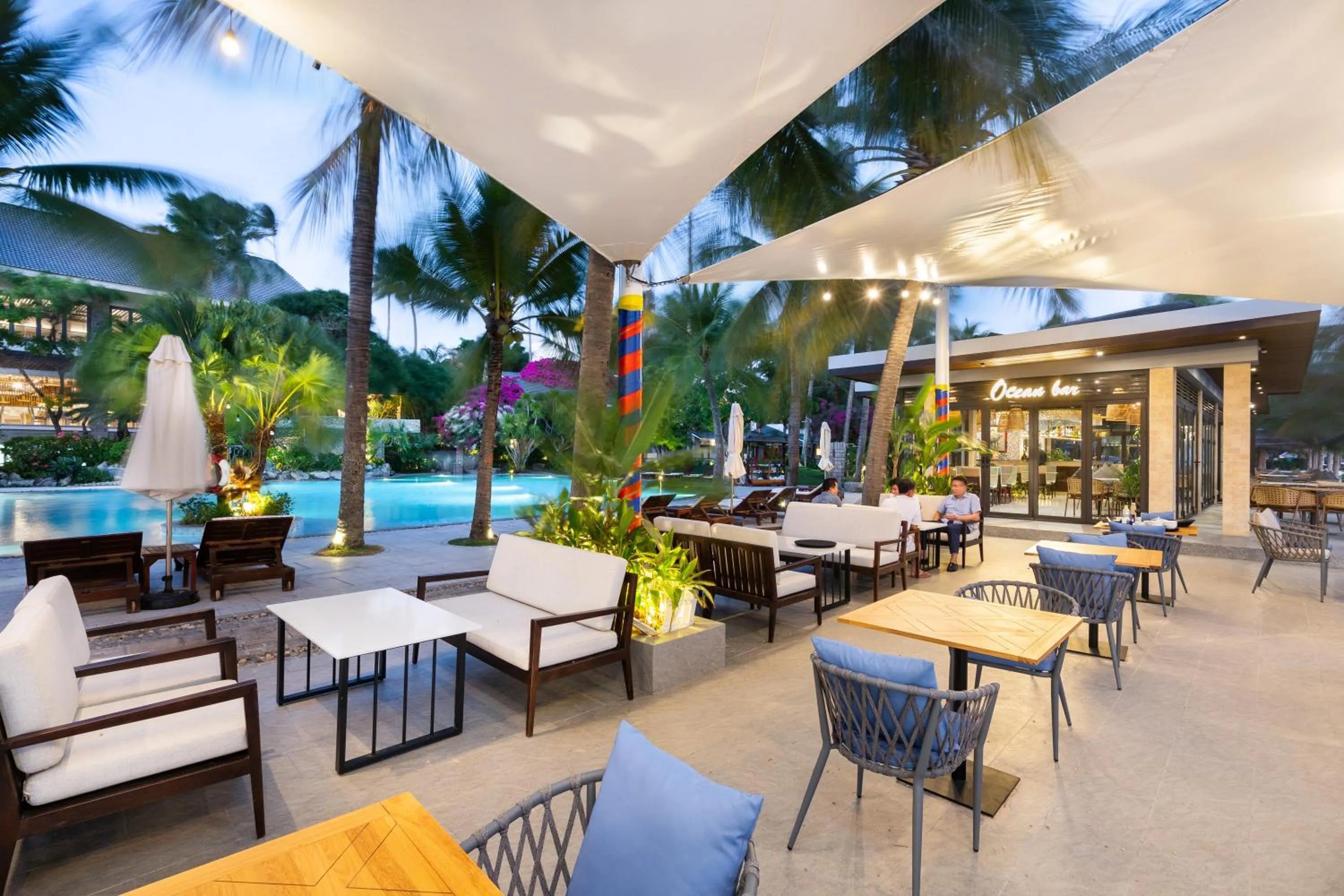 Restaurant/places to eat in Hoang Ngoc Beach Resort