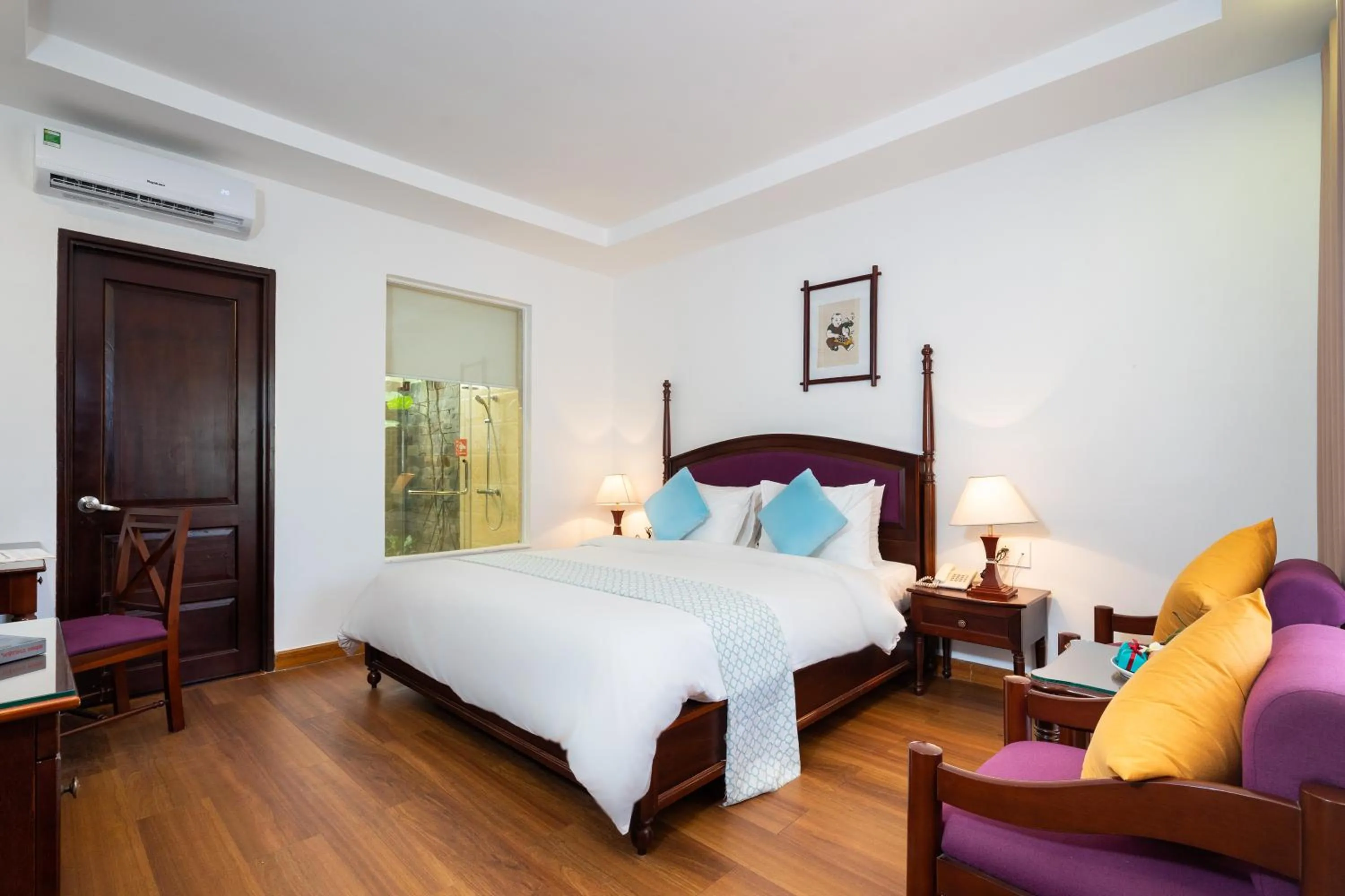 Bedroom, Bed in Hoang Ngoc Beach Resort