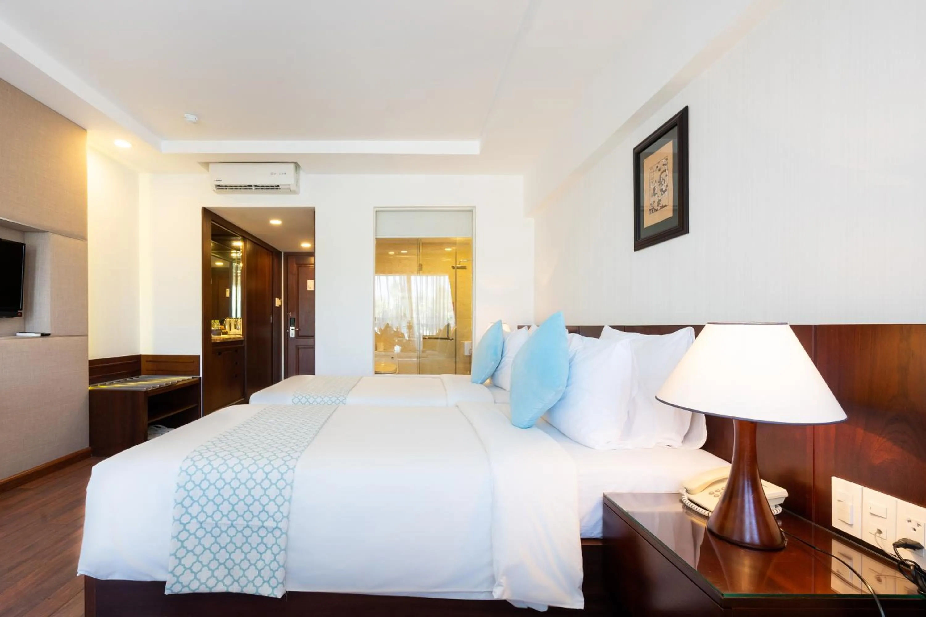 Bedroom, Bed in Hoang Ngoc Beach Resort