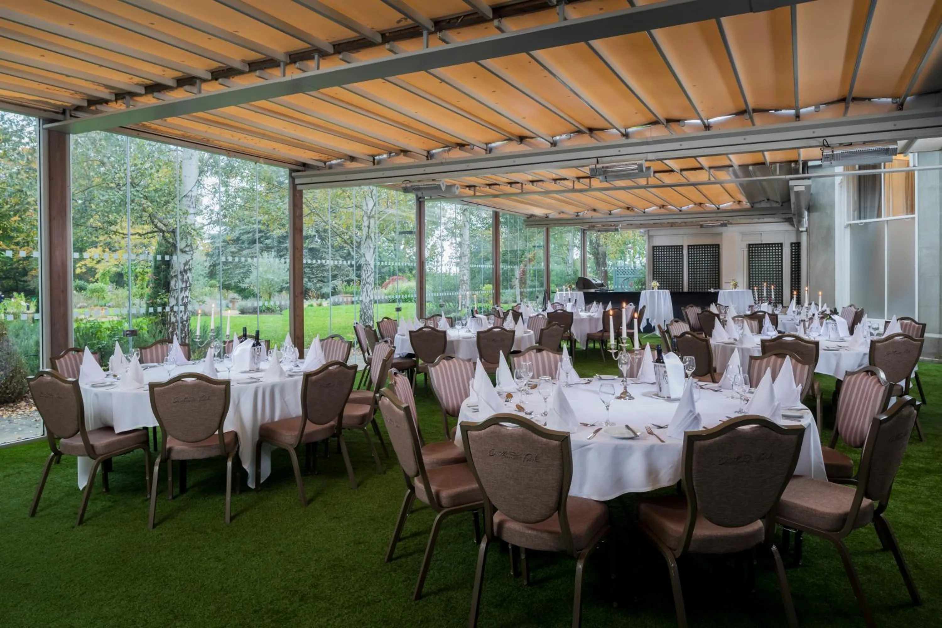 Banquet/Function facilities in Oatlands Park Hotel