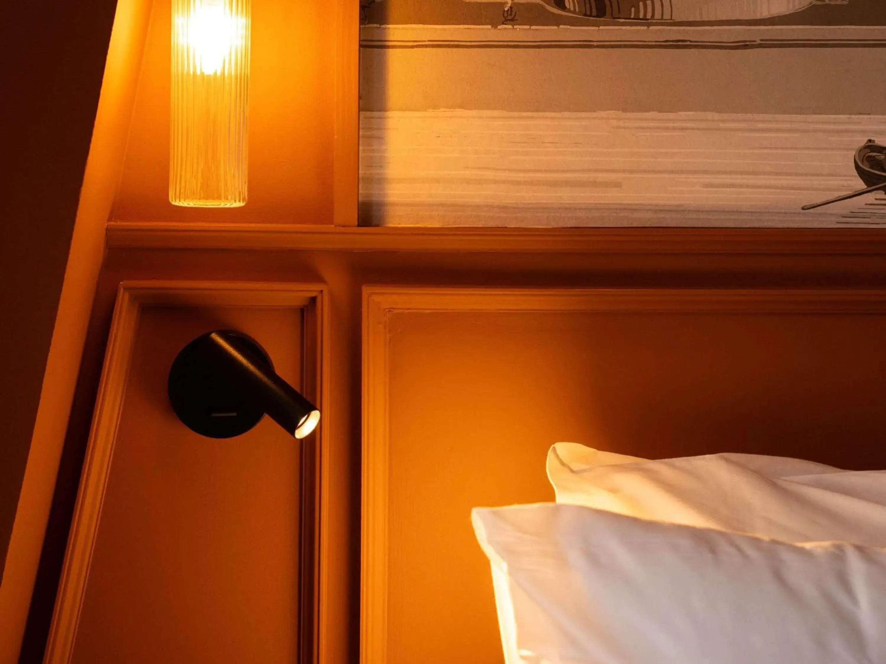 Bedroom, Bed in Mercure Paris Bastille Marais Bedroom, Bed in Mercure Paris Bastille Marais