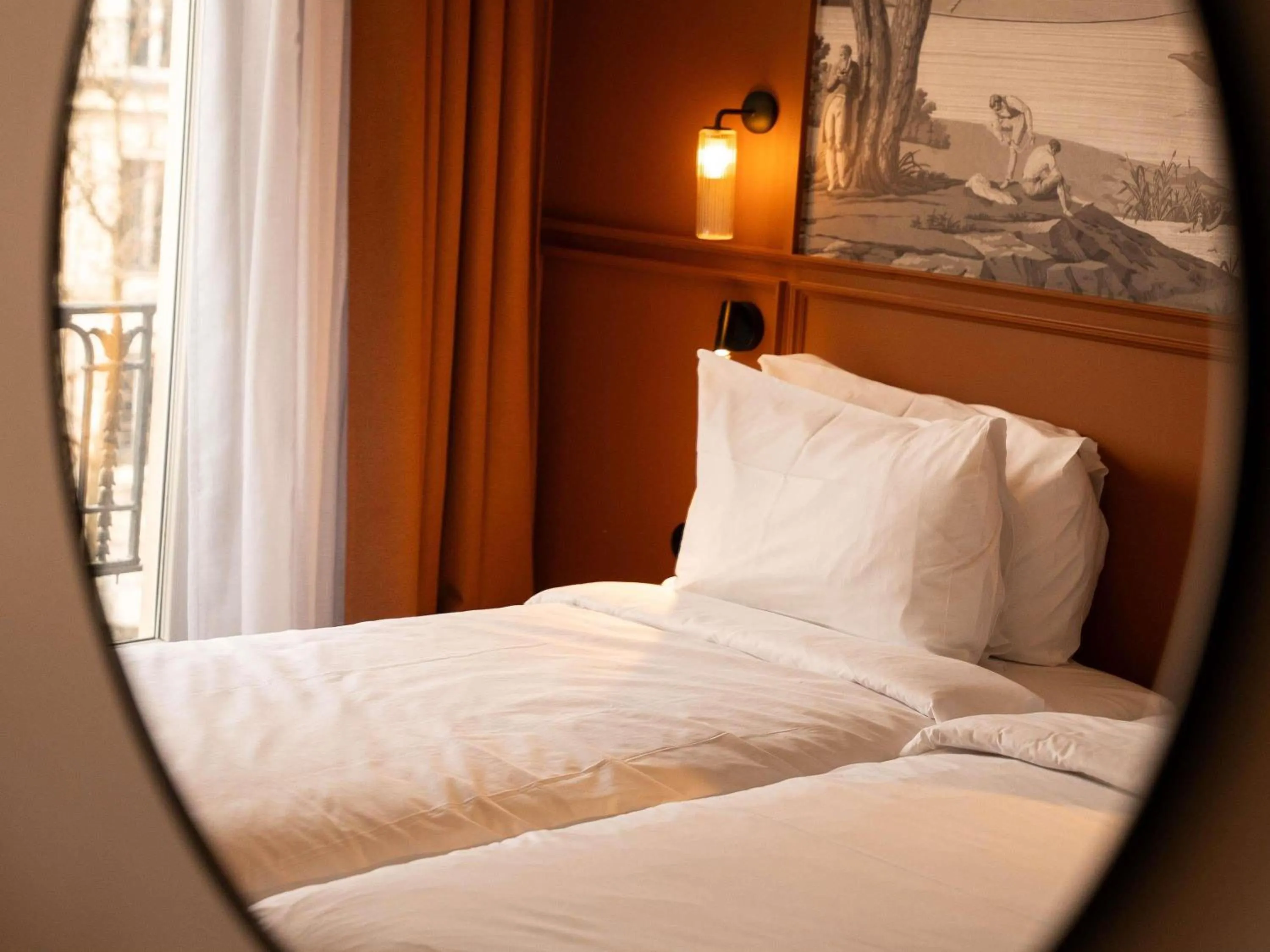 Bedroom, Bed in Mercure Paris Bastille Marais