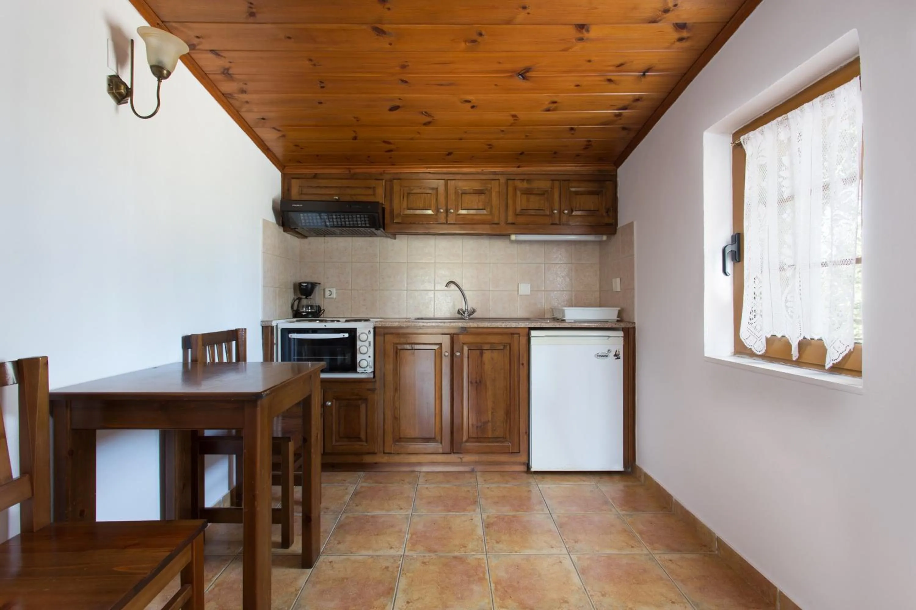 Kitchen or kitchenette in Georgia's Houses (Melitzanakia)