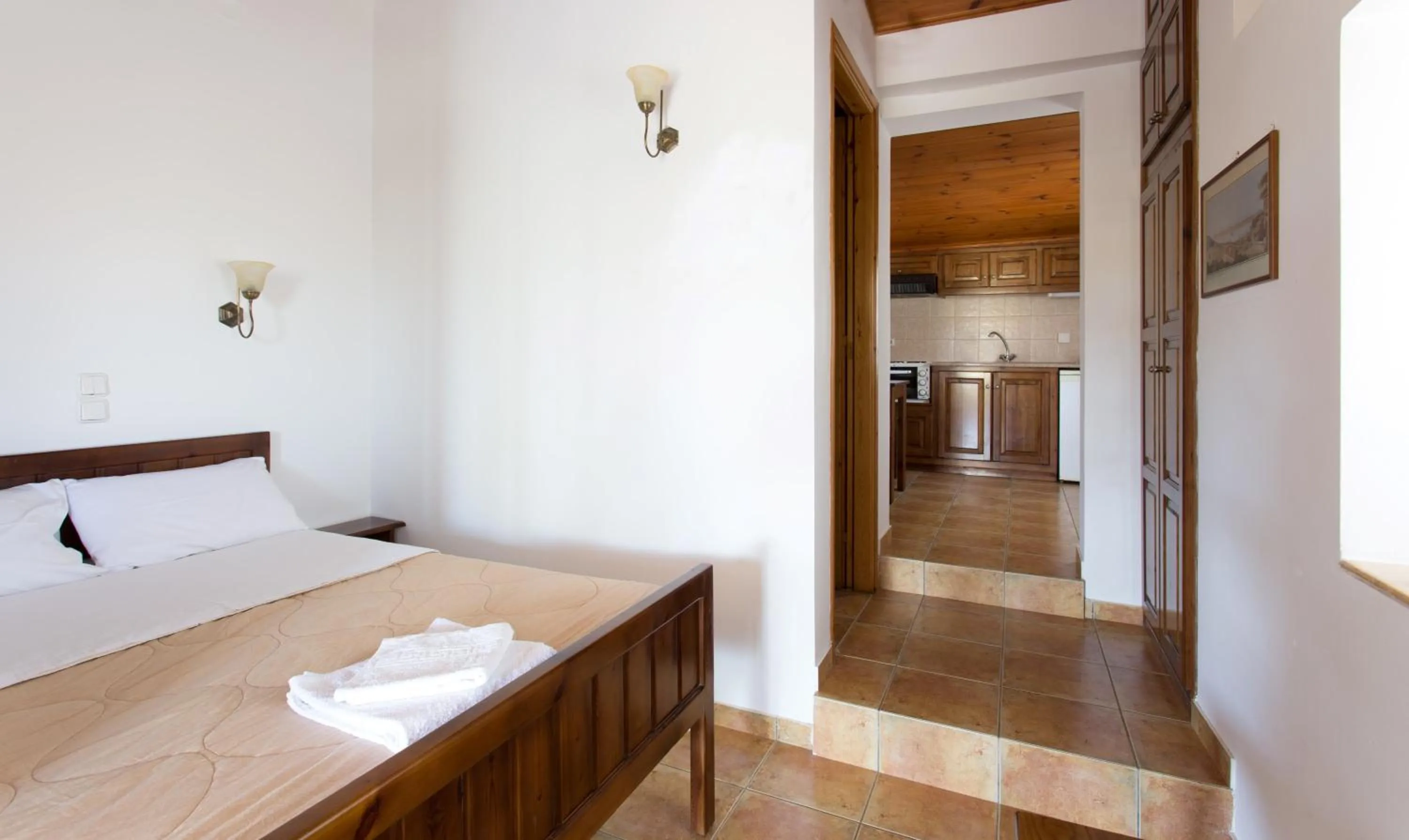 Kitchen or kitchenette, Bed in Georgia's Houses (Melitzanakia)