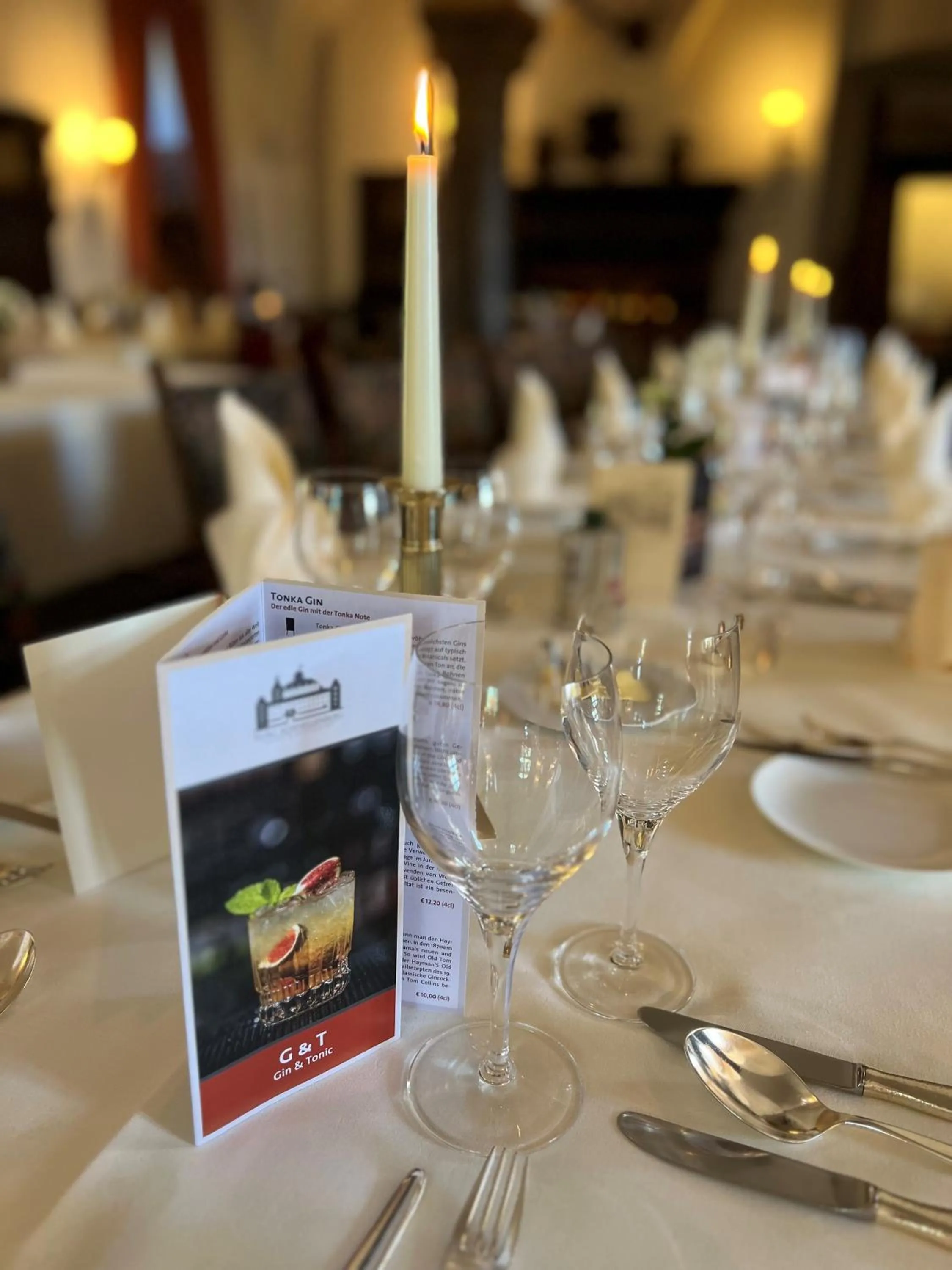 Restaurant/places to eat in Hotel und Restaurant Burg Schnellenberg