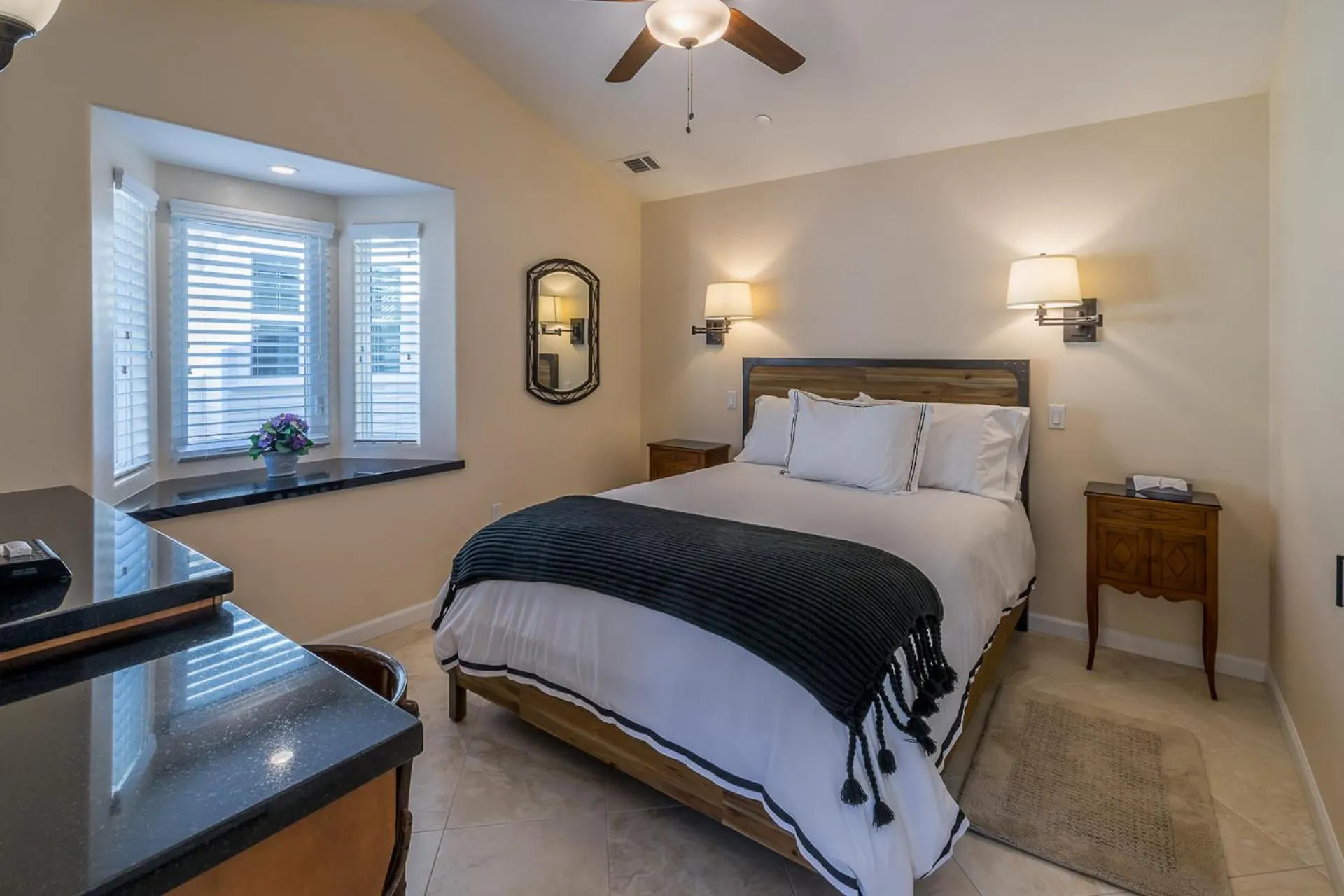 Facility for disabled guests, Bed in Solvang Alisal Vacation Cottages