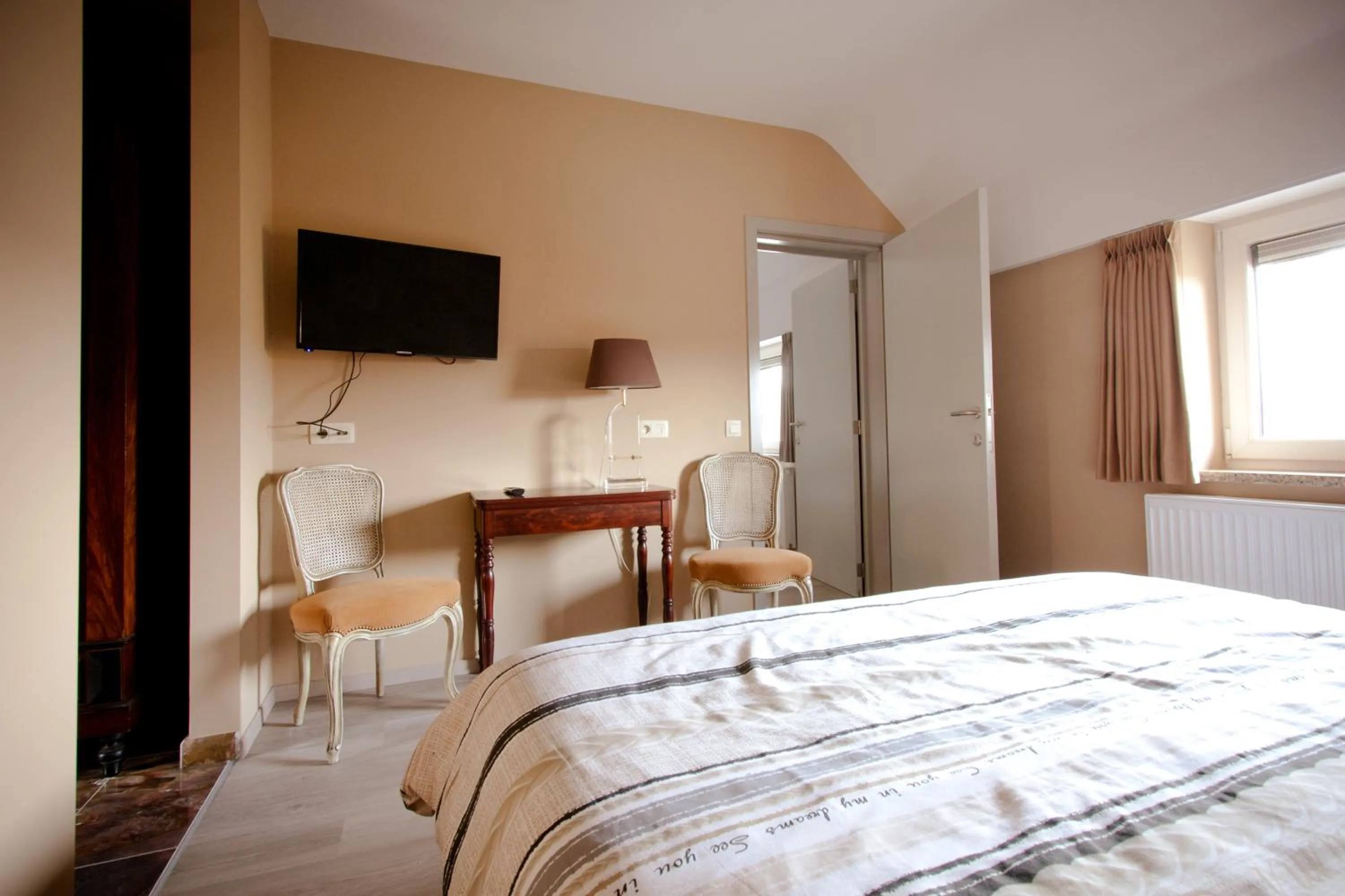 Bed in Shangrilaherzele